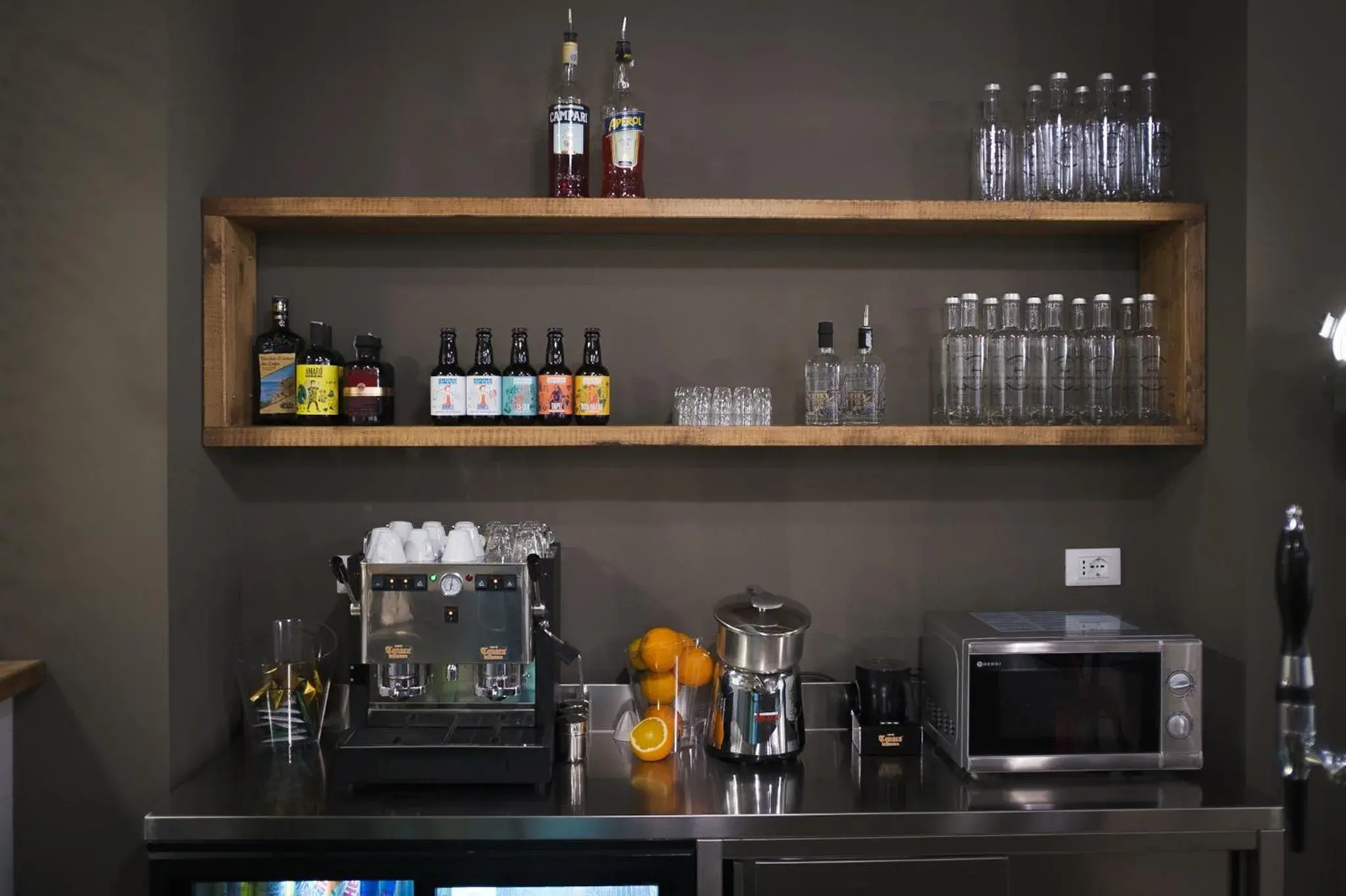 Restaurant/places to eat in Hostelò - Luxury Hostel Restaurant/places to eat in Hostelò - Luxury Hostel