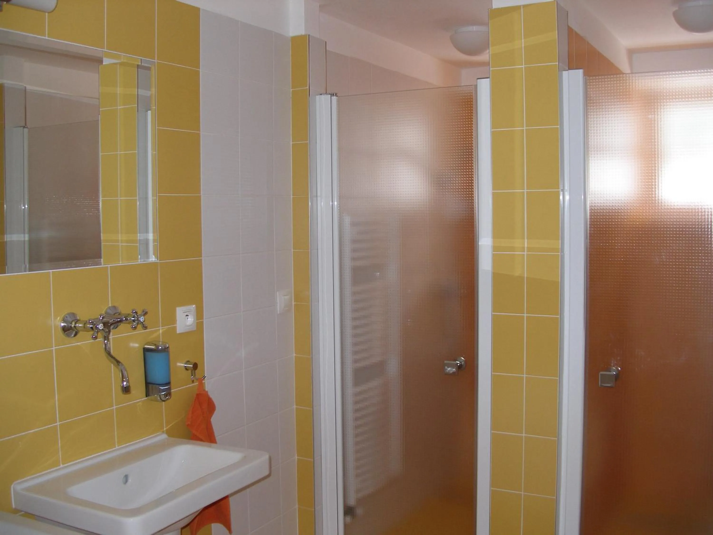 Bathroom in Pecka Penzion