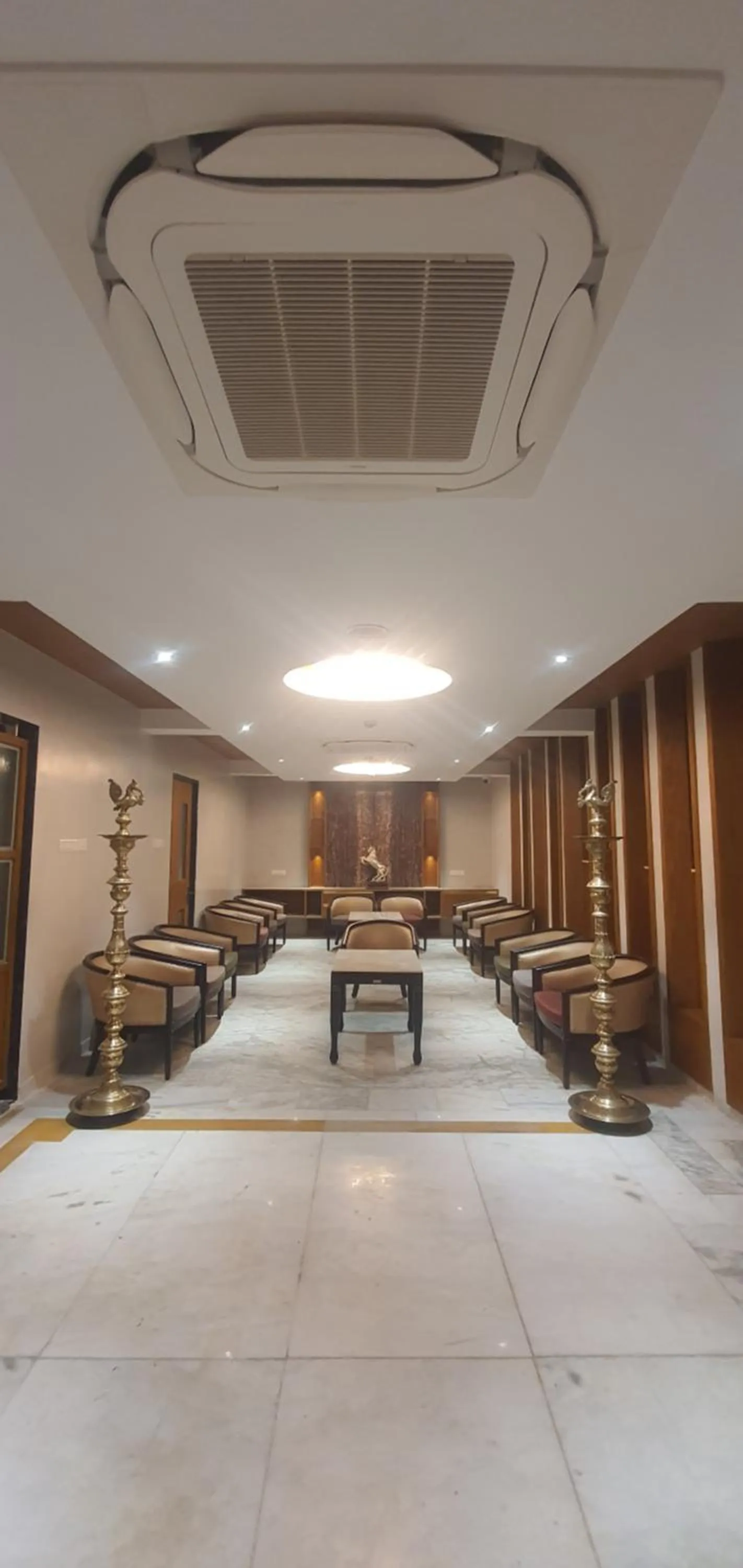 Lobby or reception in Hotel Saratharajans