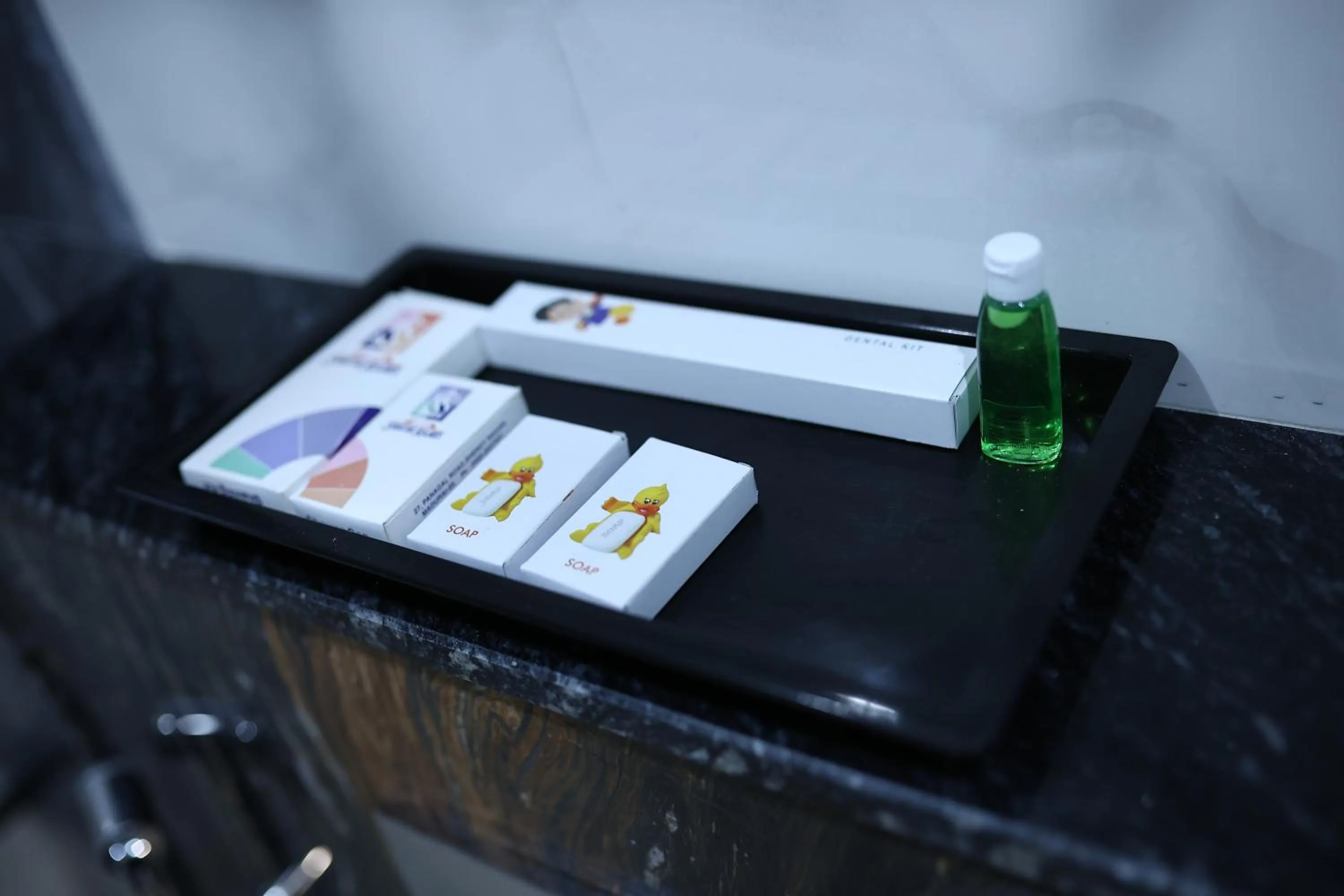 Bathroom in Hotel Saratharajans