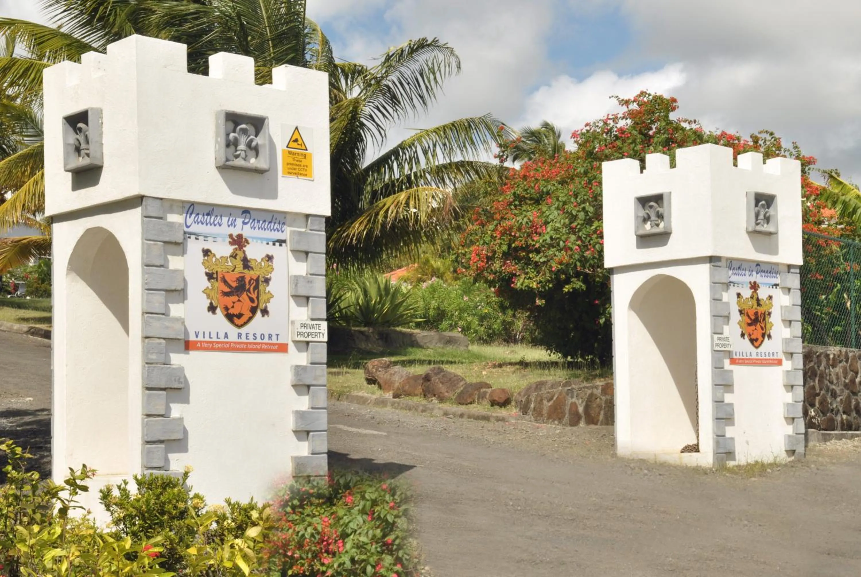 Facade/entrance in Castles In Paradise Villa Resort