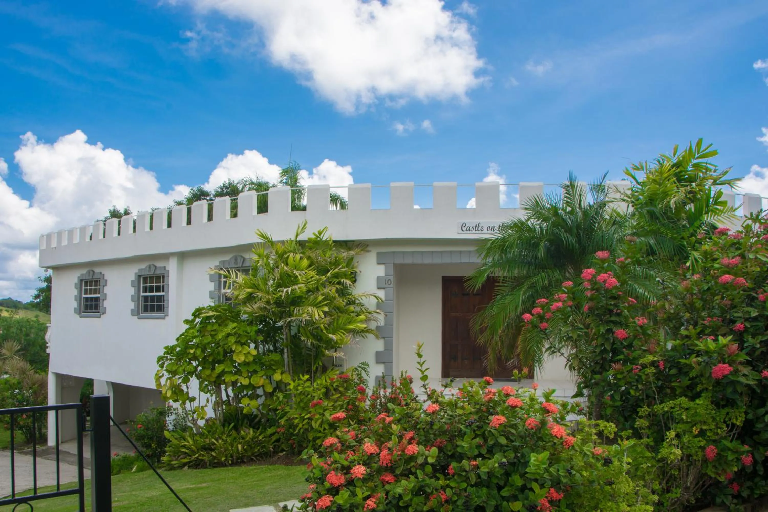Property building in Castles In Paradise Villa Resort
