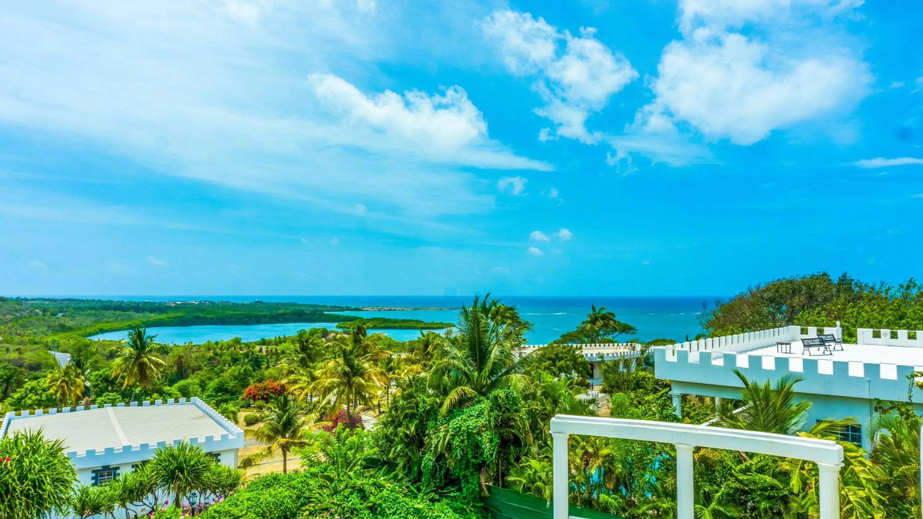 Property building in Castles In Paradise Villa Resort
