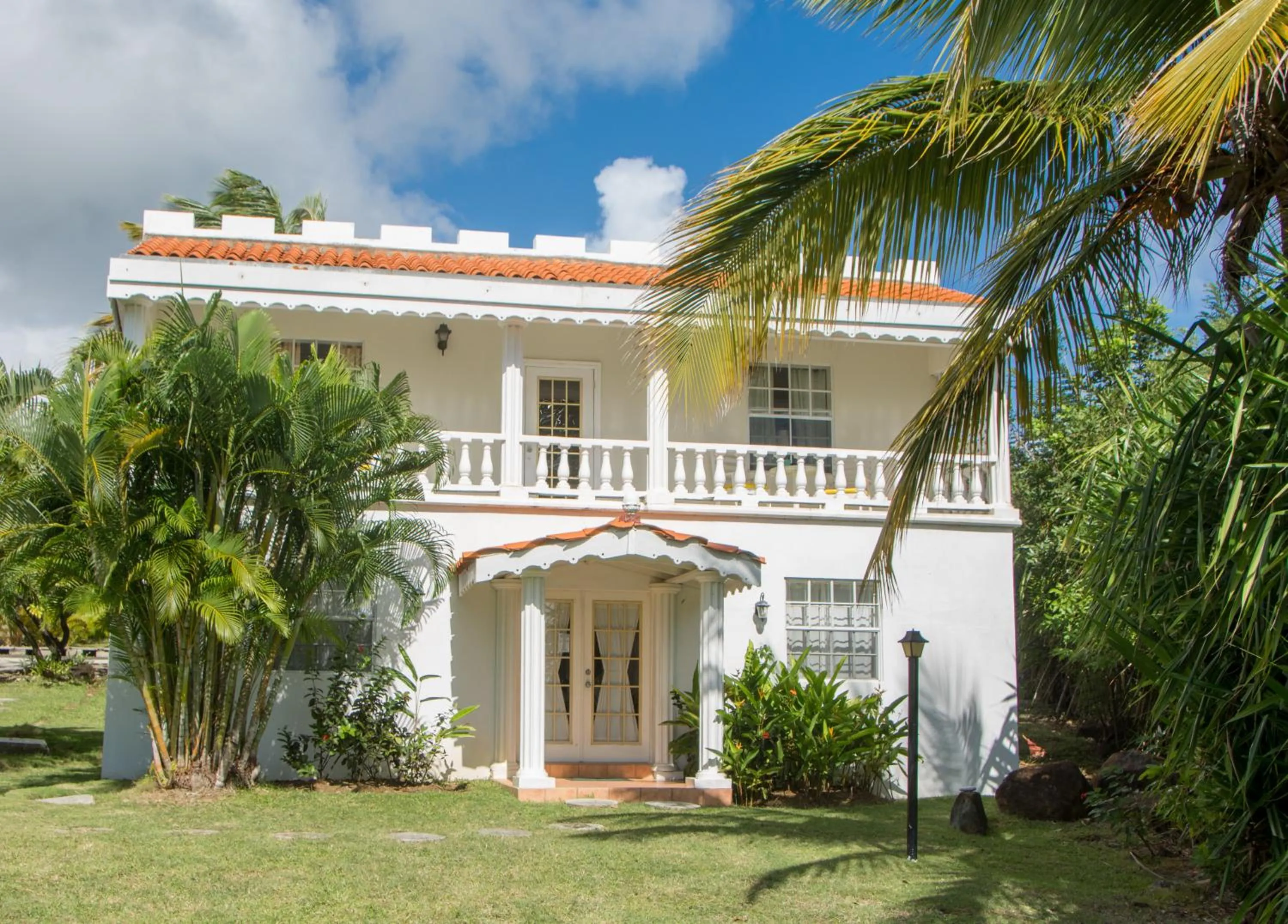 Property building in Castles In Paradise Villa Resort