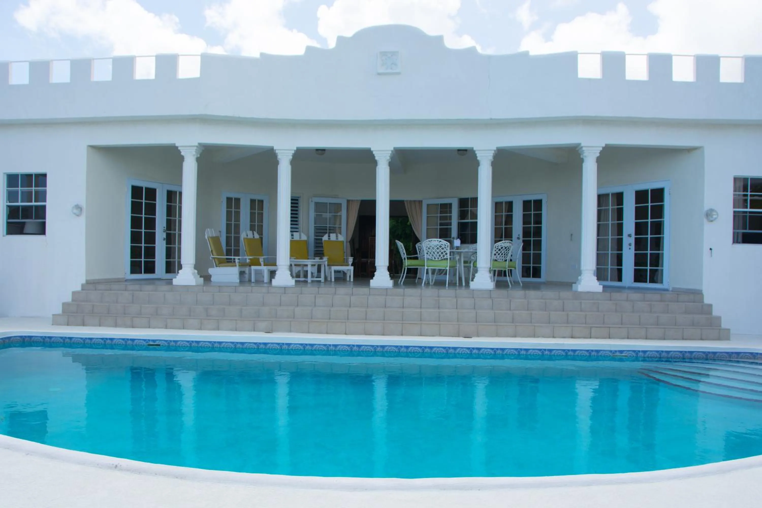 Property building in Castles In Paradise Villa Resort