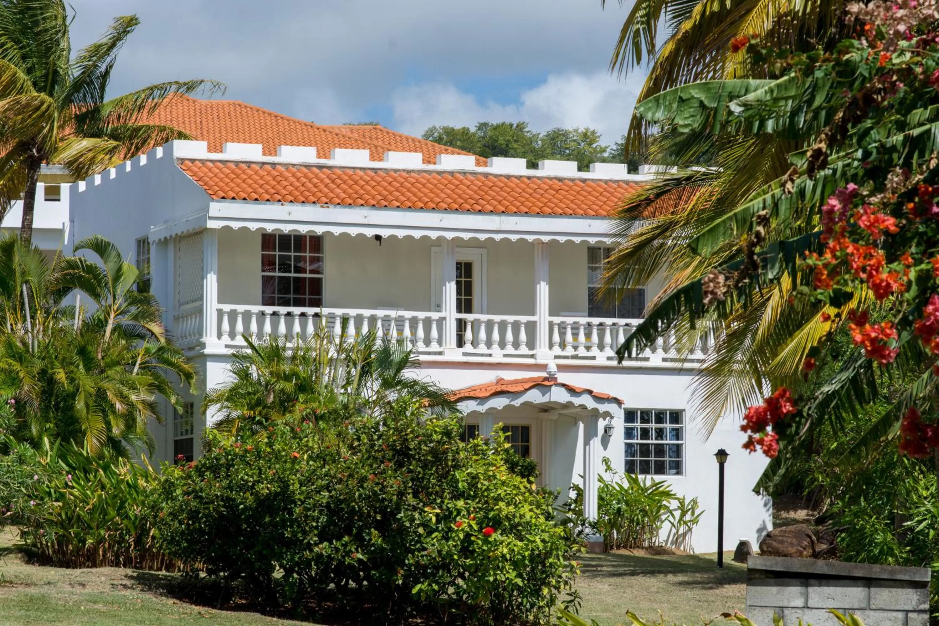 Property building in Castles In Paradise Villa Resort