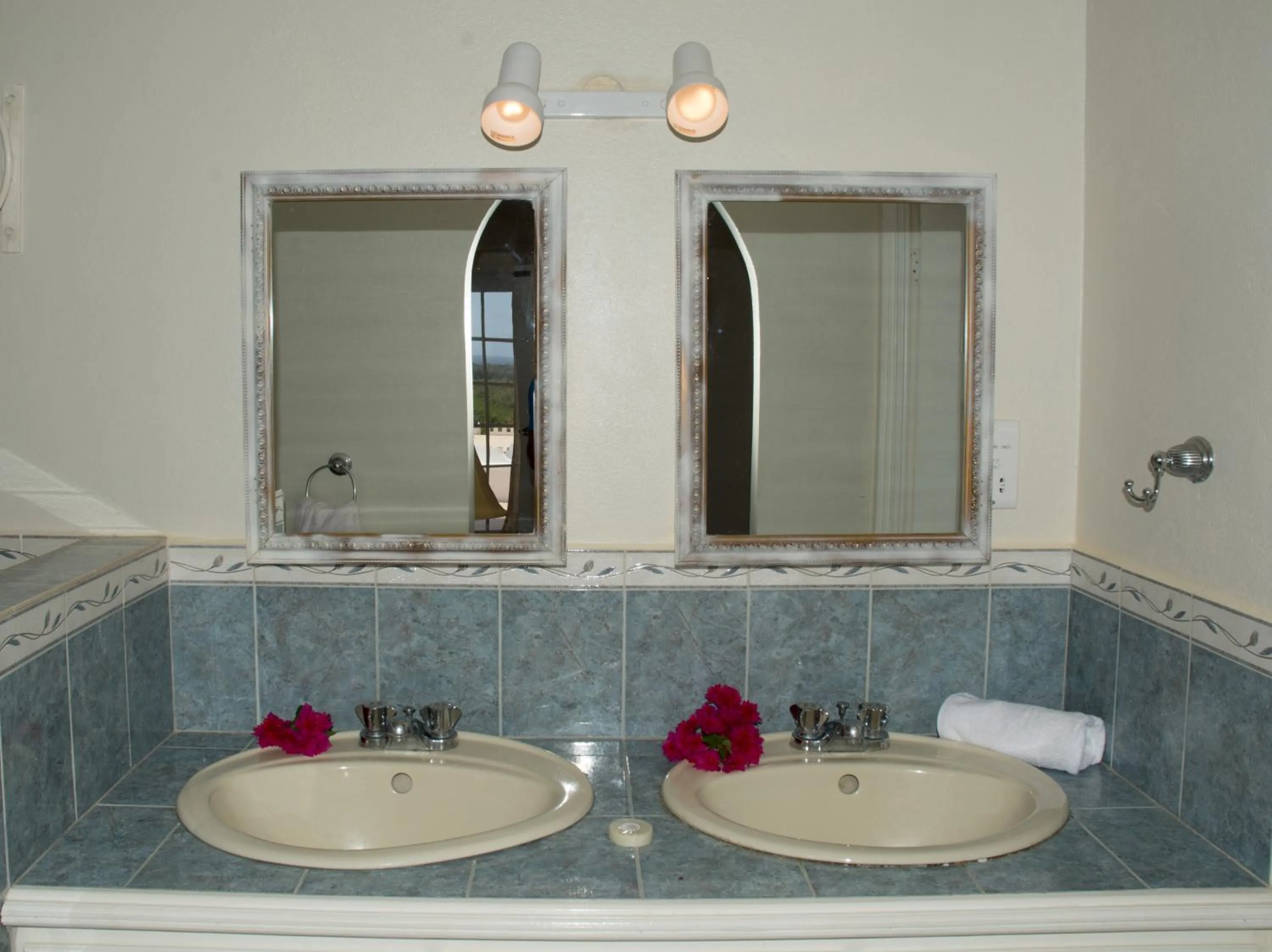 Bathroom in Castles In Paradise Villa Resort