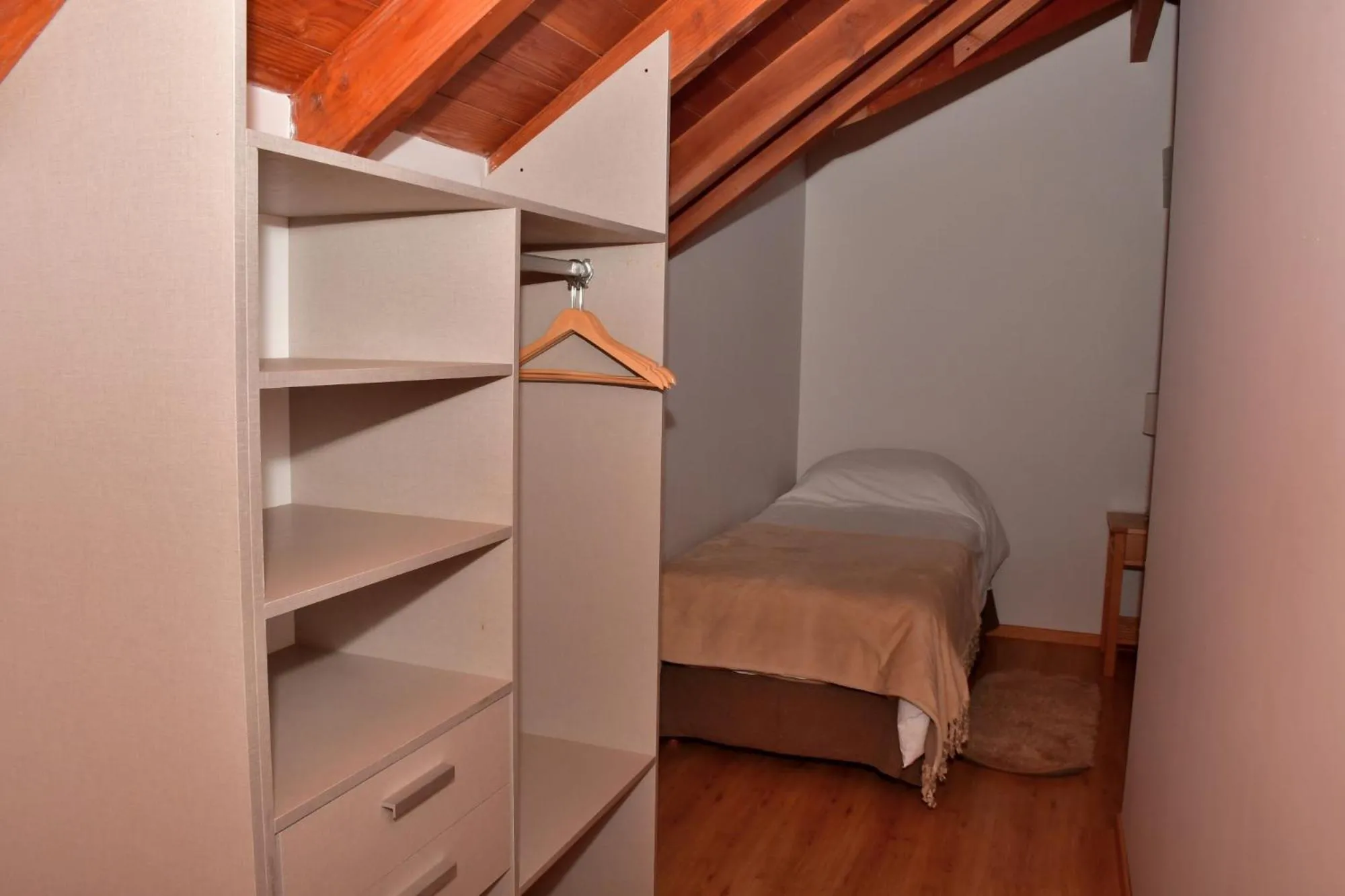 Photo of the whole room, Bed in Amarras