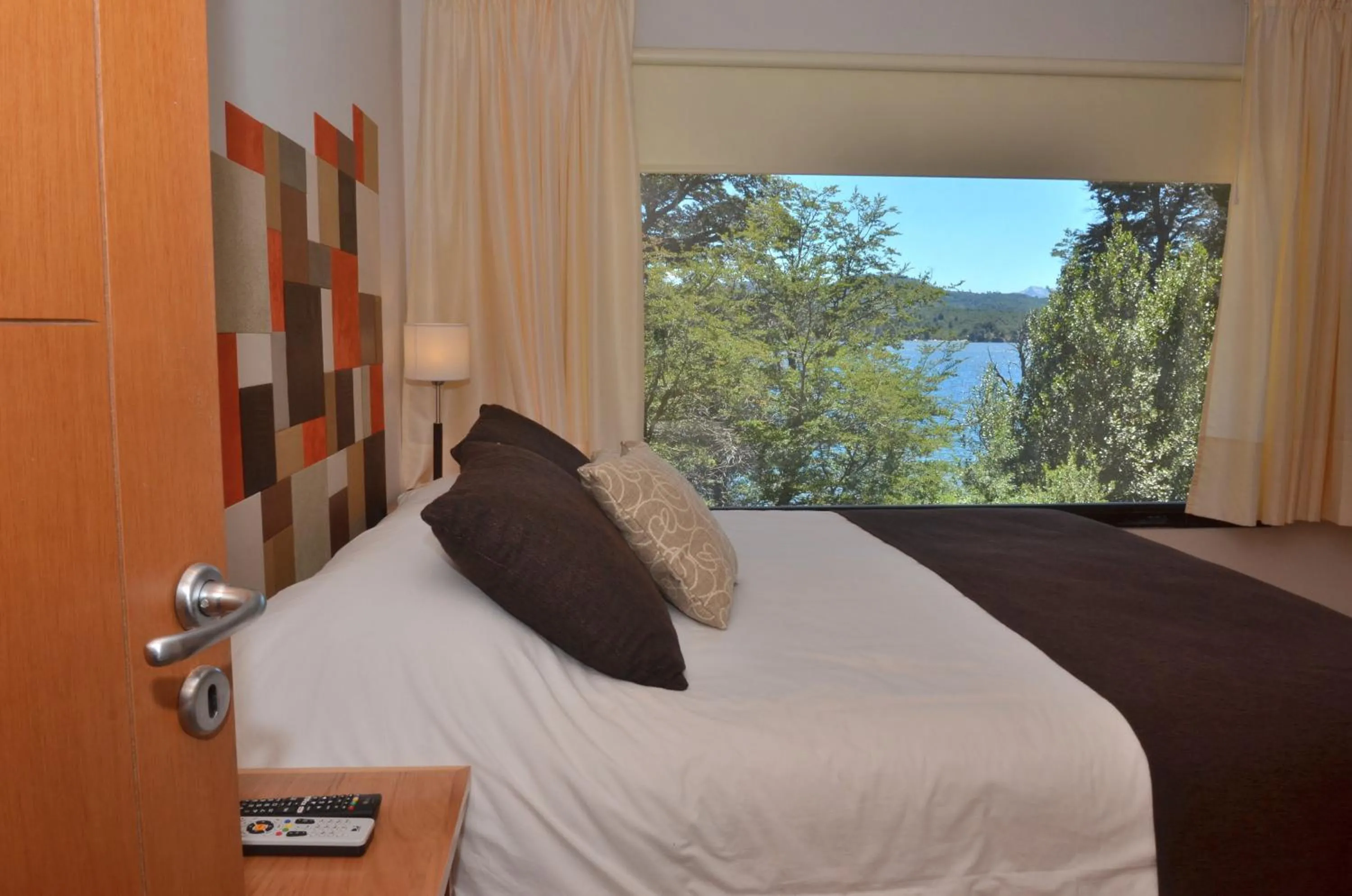Photo of the whole room, Bed in Amarras