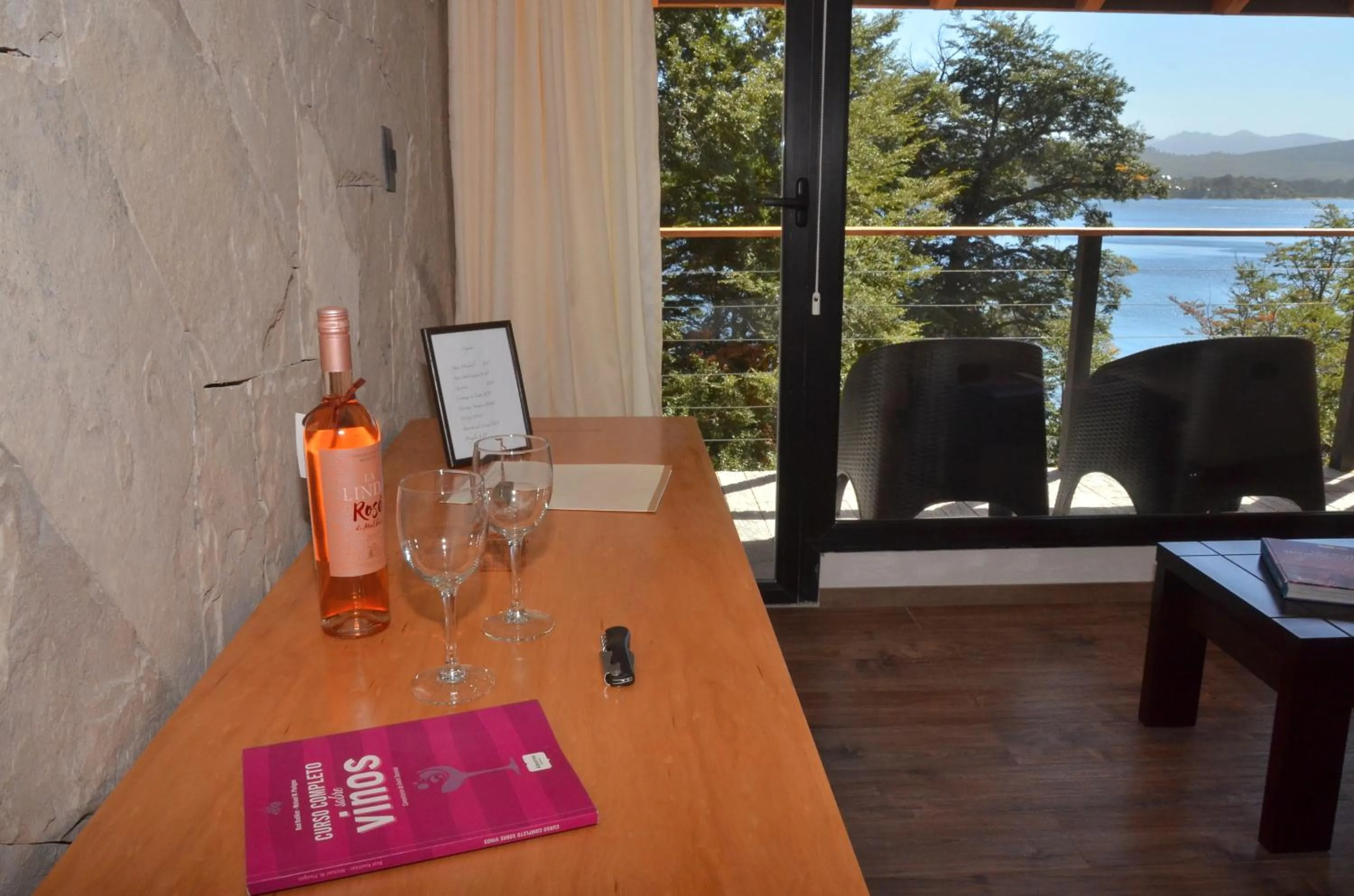 Alcoholic drinks in Amarras