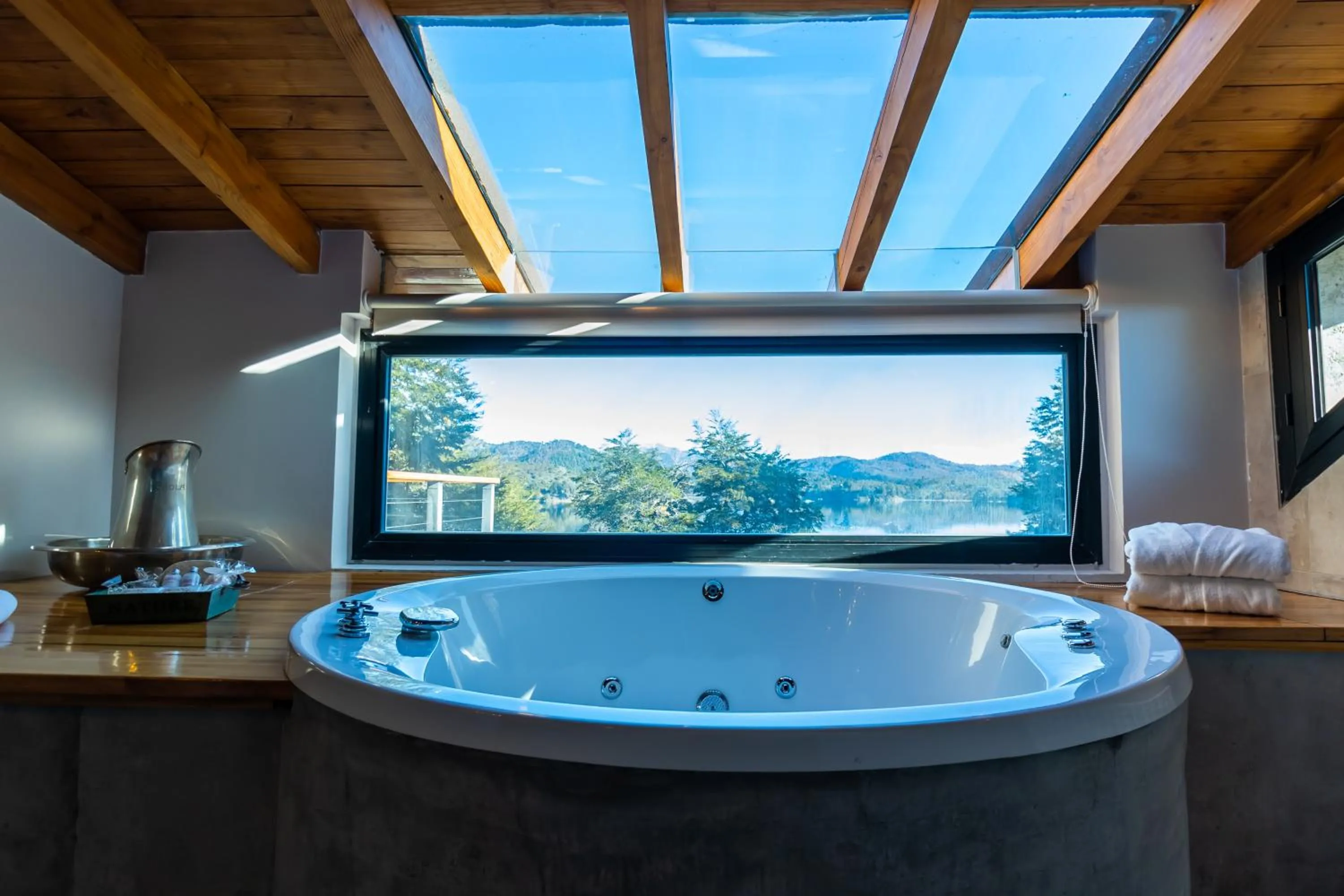 Hot Tub in Amarras