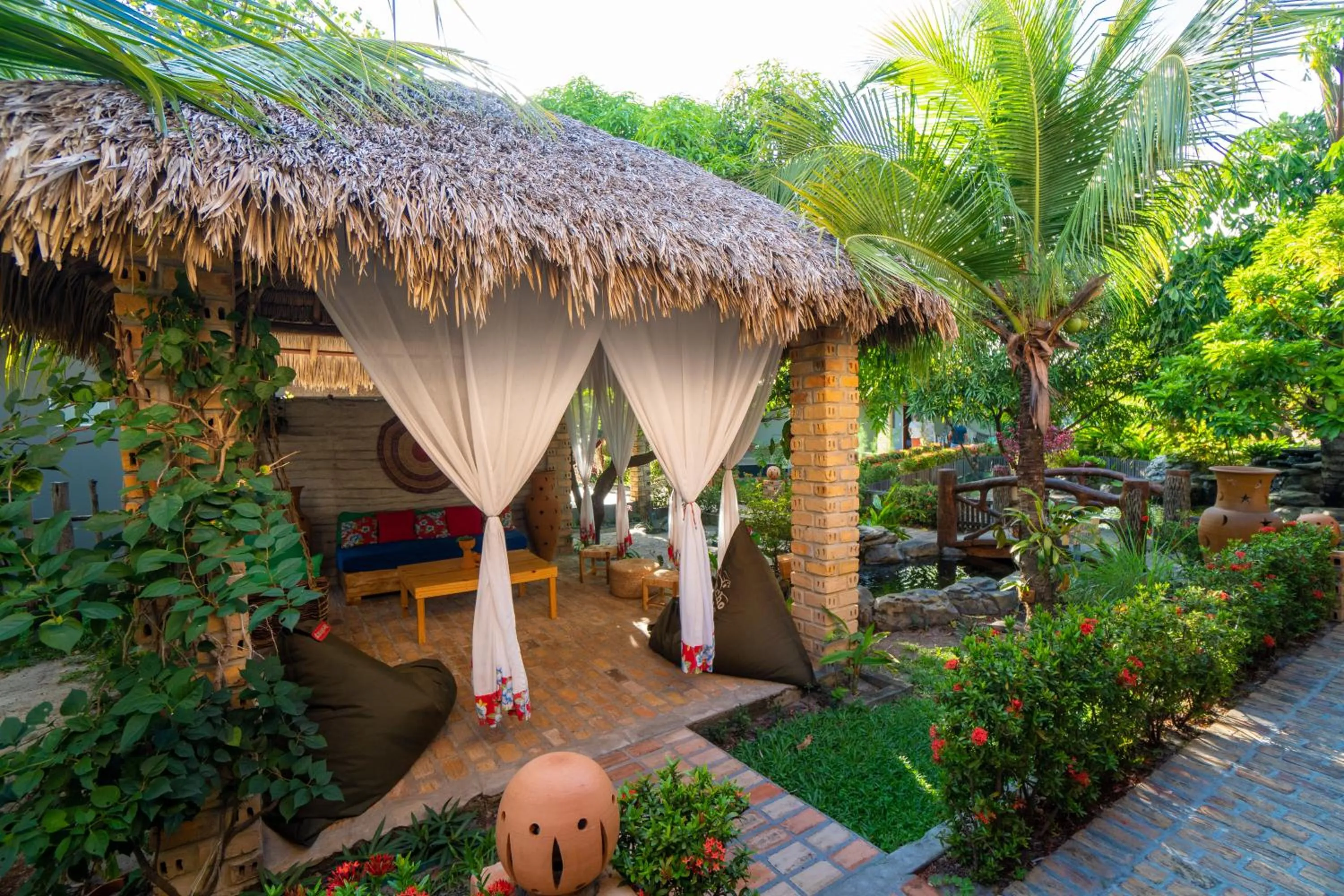 Patio in Hotel Pousada Rancho das Dunas