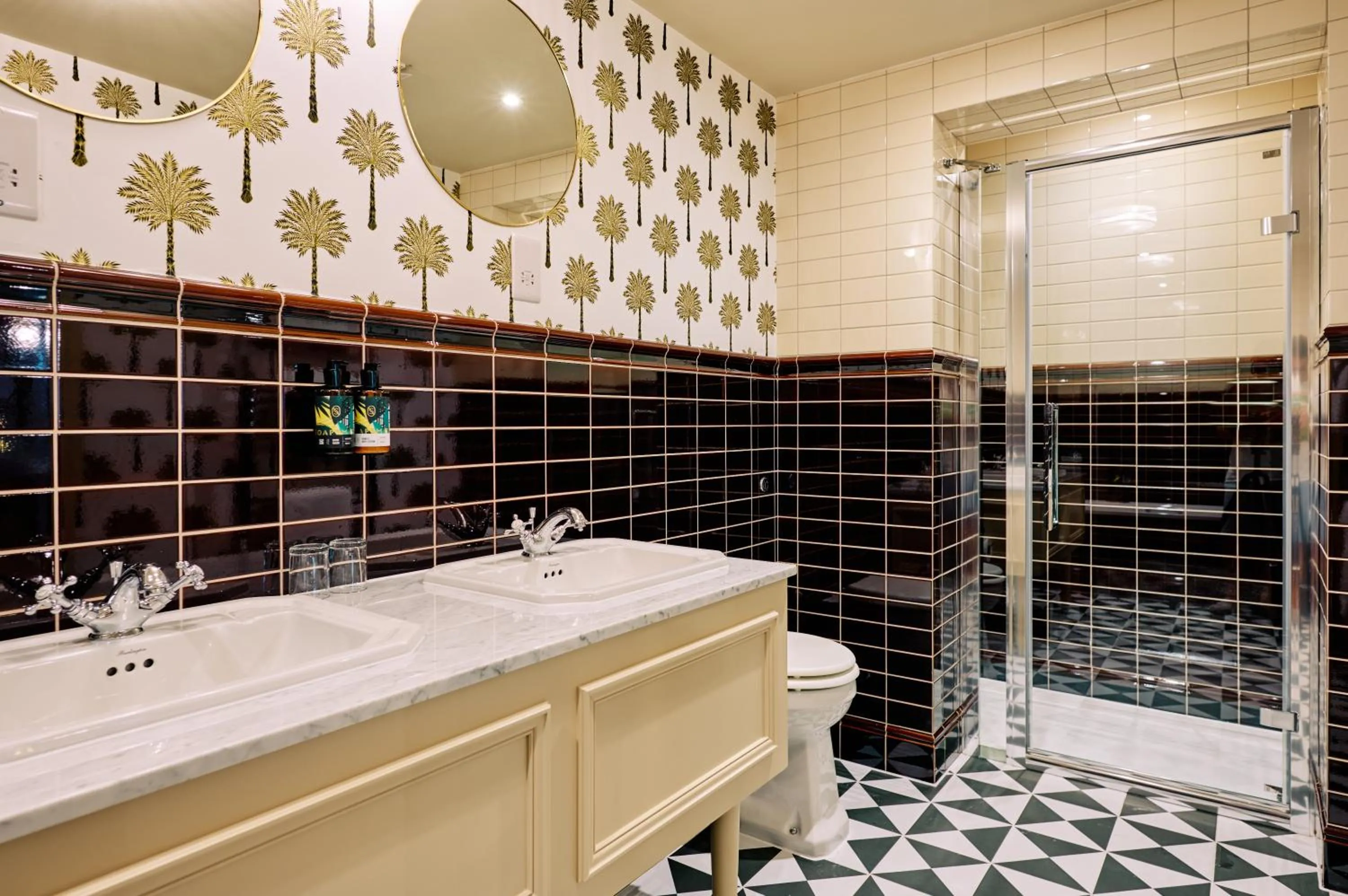 Bathroom in Bedford Swan Hotel and Thermal Spa