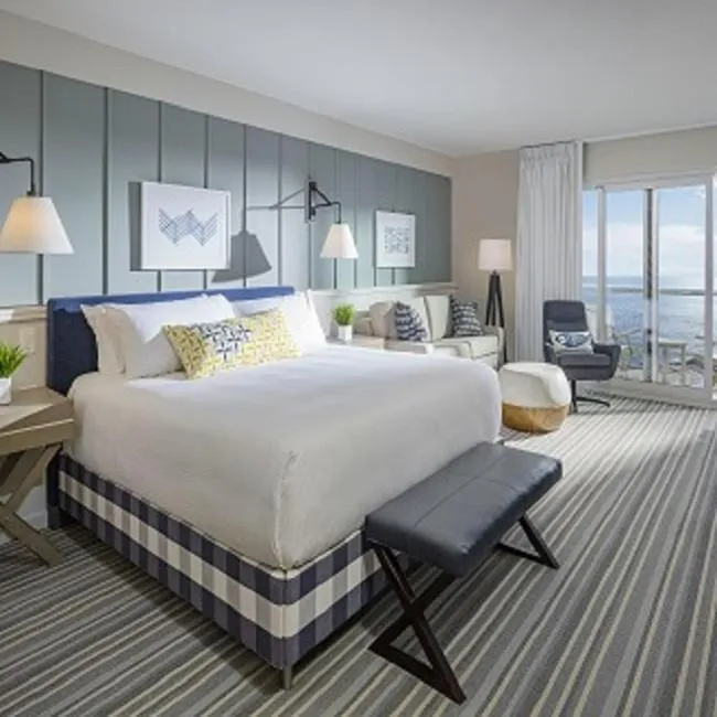 Bed in Cliff House Maine