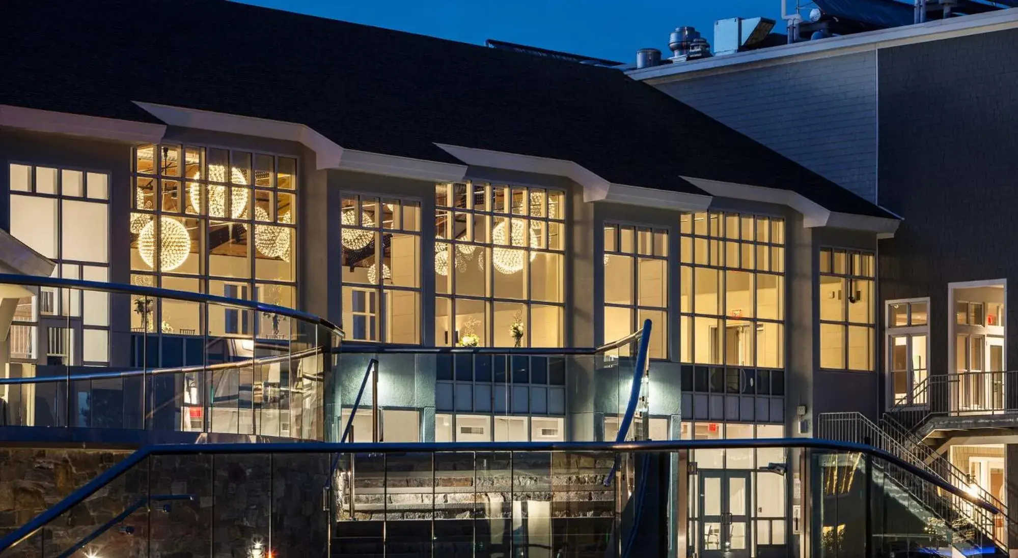 Facade/entrance in Cliff House Maine Facade/entrance in Cliff House Maine