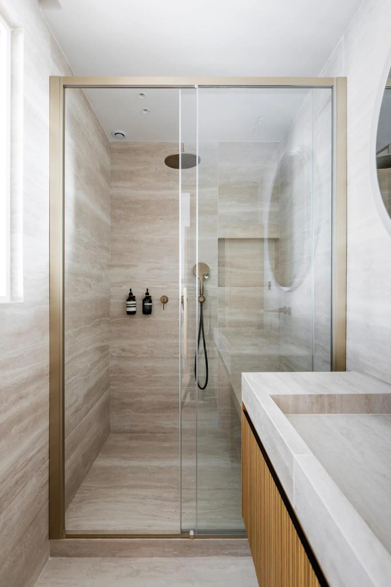 Shower in HIGHSTAY - Luxury Serviced Apartments - Centre Pompidou
