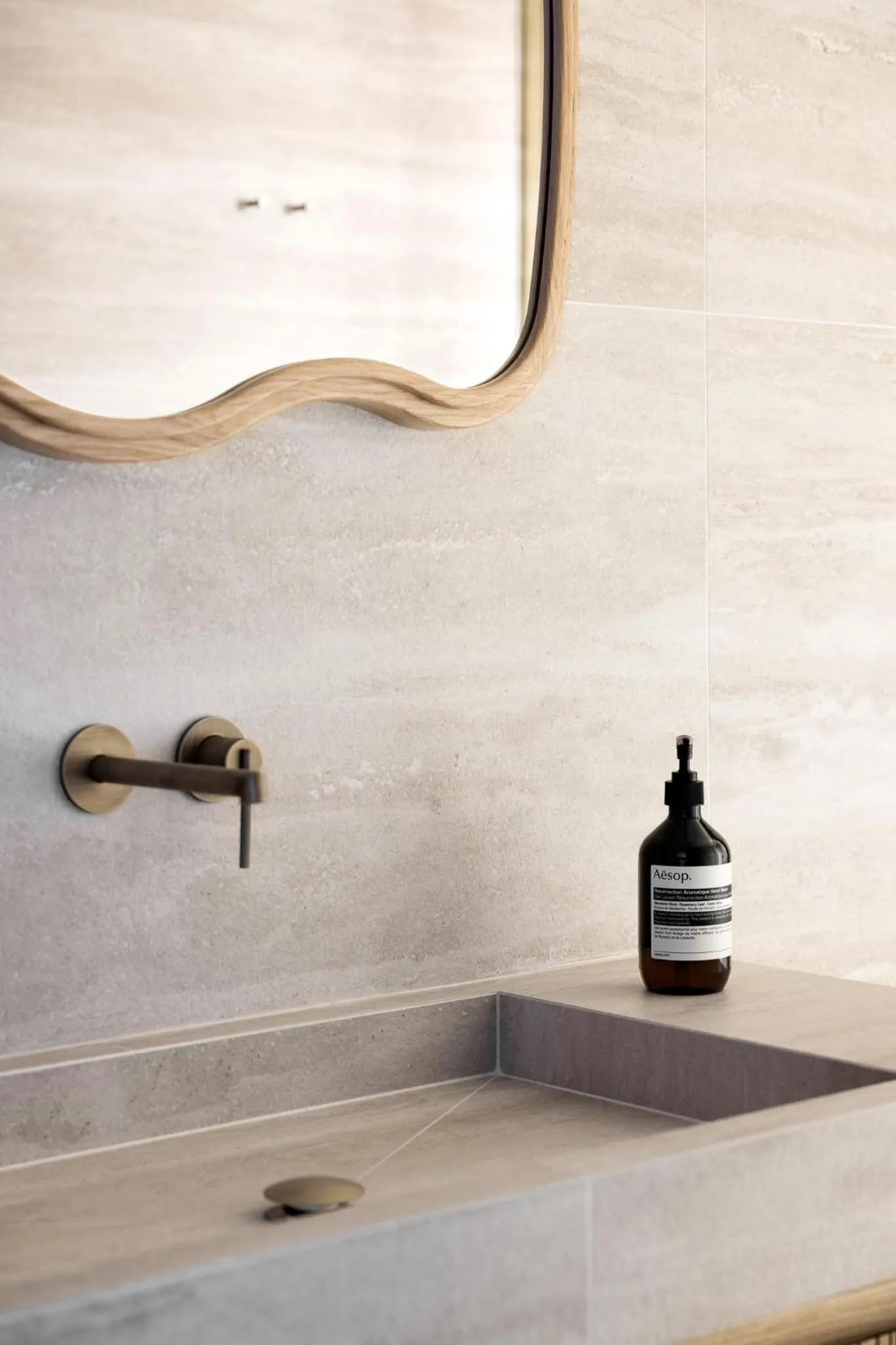 Bathroom in HIGHSTAY - Luxury Serviced Apartments - Centre Pompidou