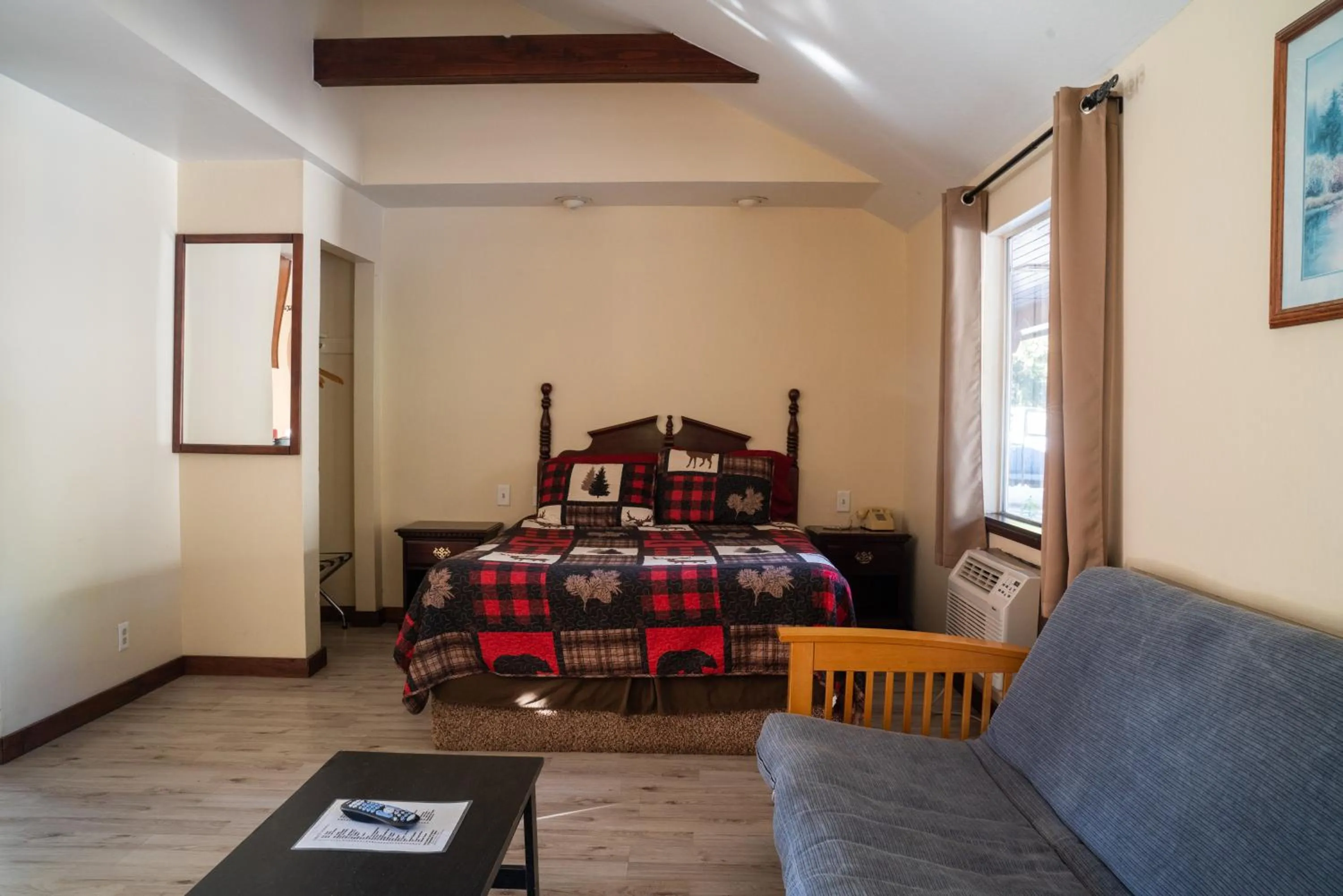 Bed in Dean Creek Resort