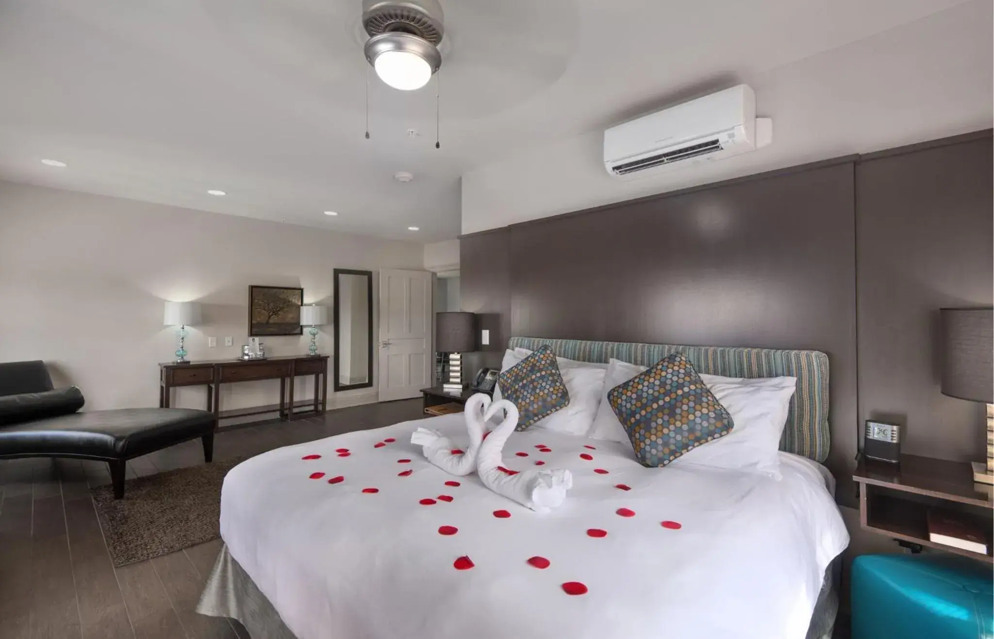 Bed in White House Hotel Bed in White House Hotel