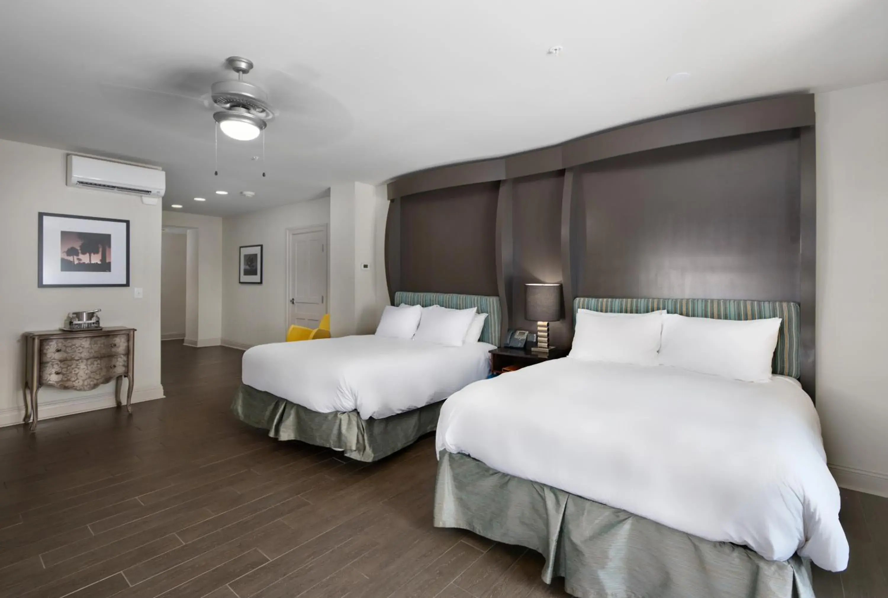 Bed in White House Hotel Bed in White House Hotel