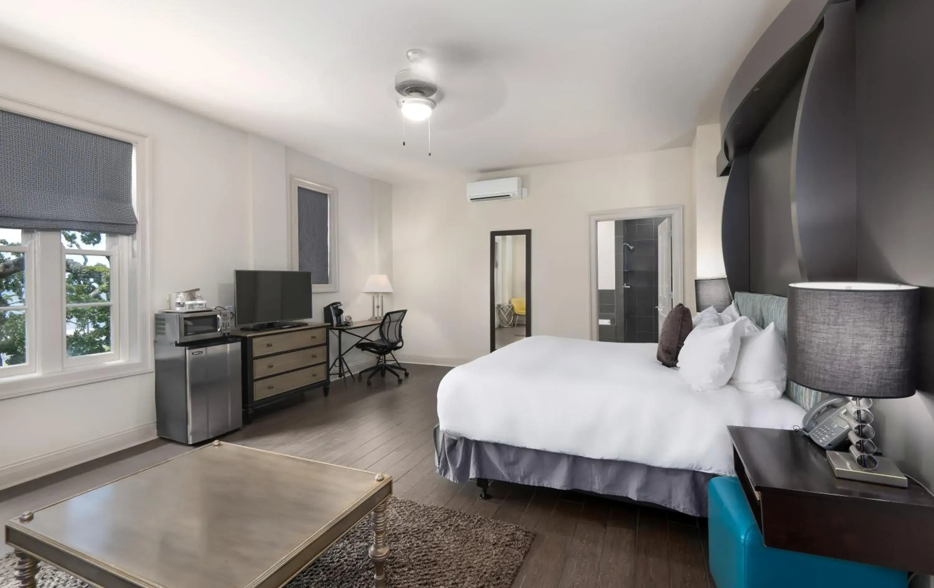 Bed in White House Hotel Bed in White House Hotel