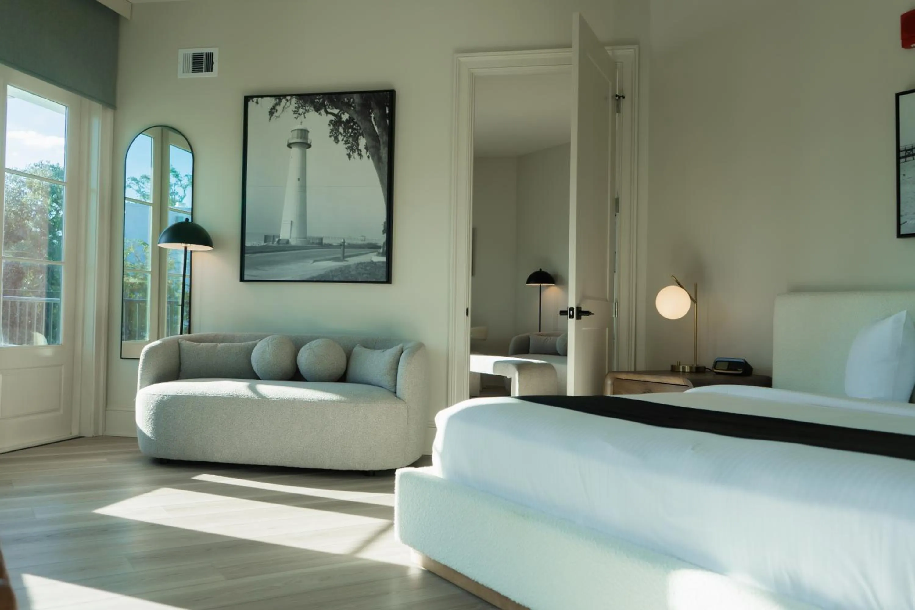 Bed in White House Hotel