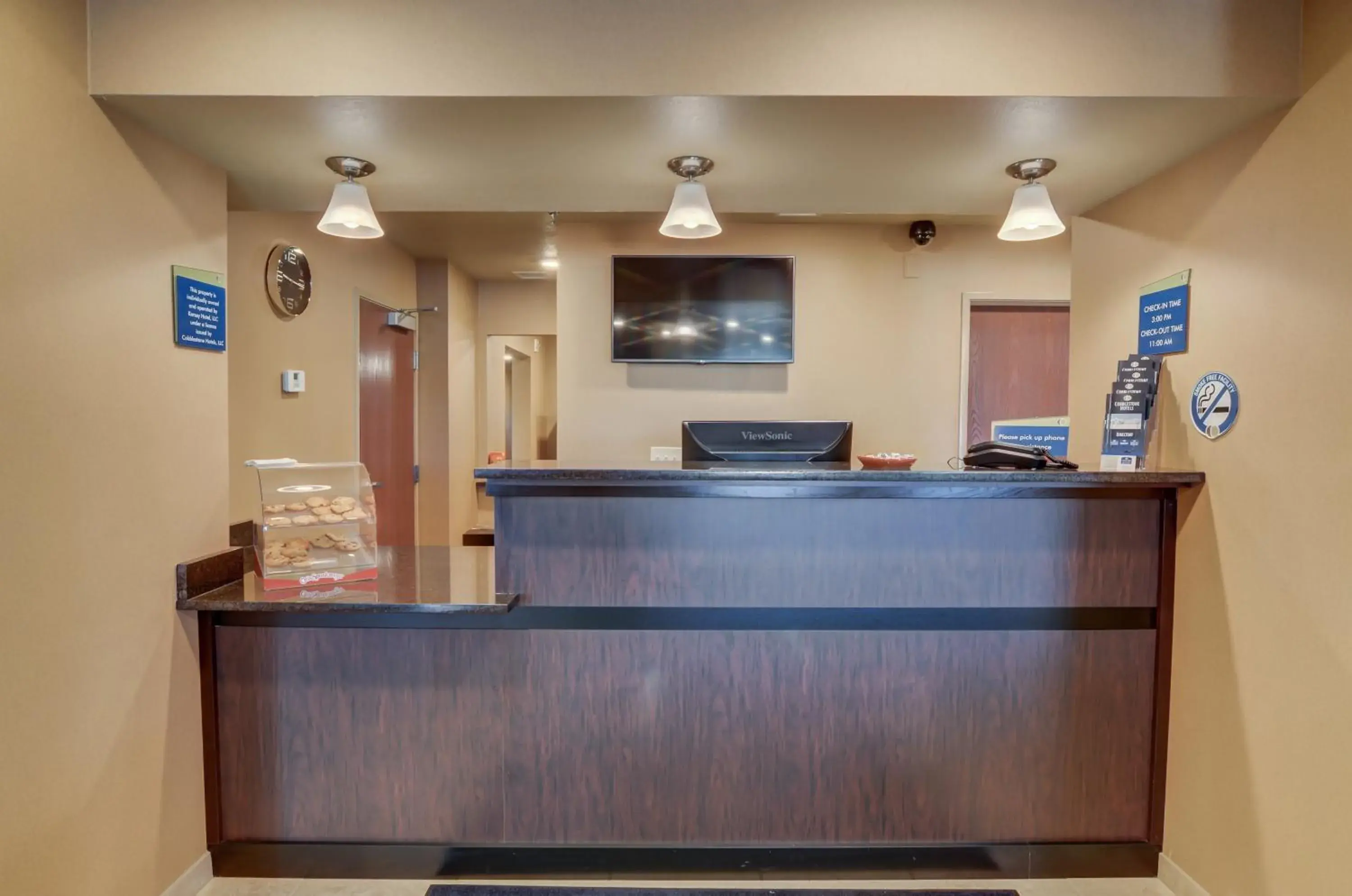 Lobby or reception in Cobblestone Inn & Suites-Kersey Lobby or reception in Cobblestone Inn & Suites-Kersey