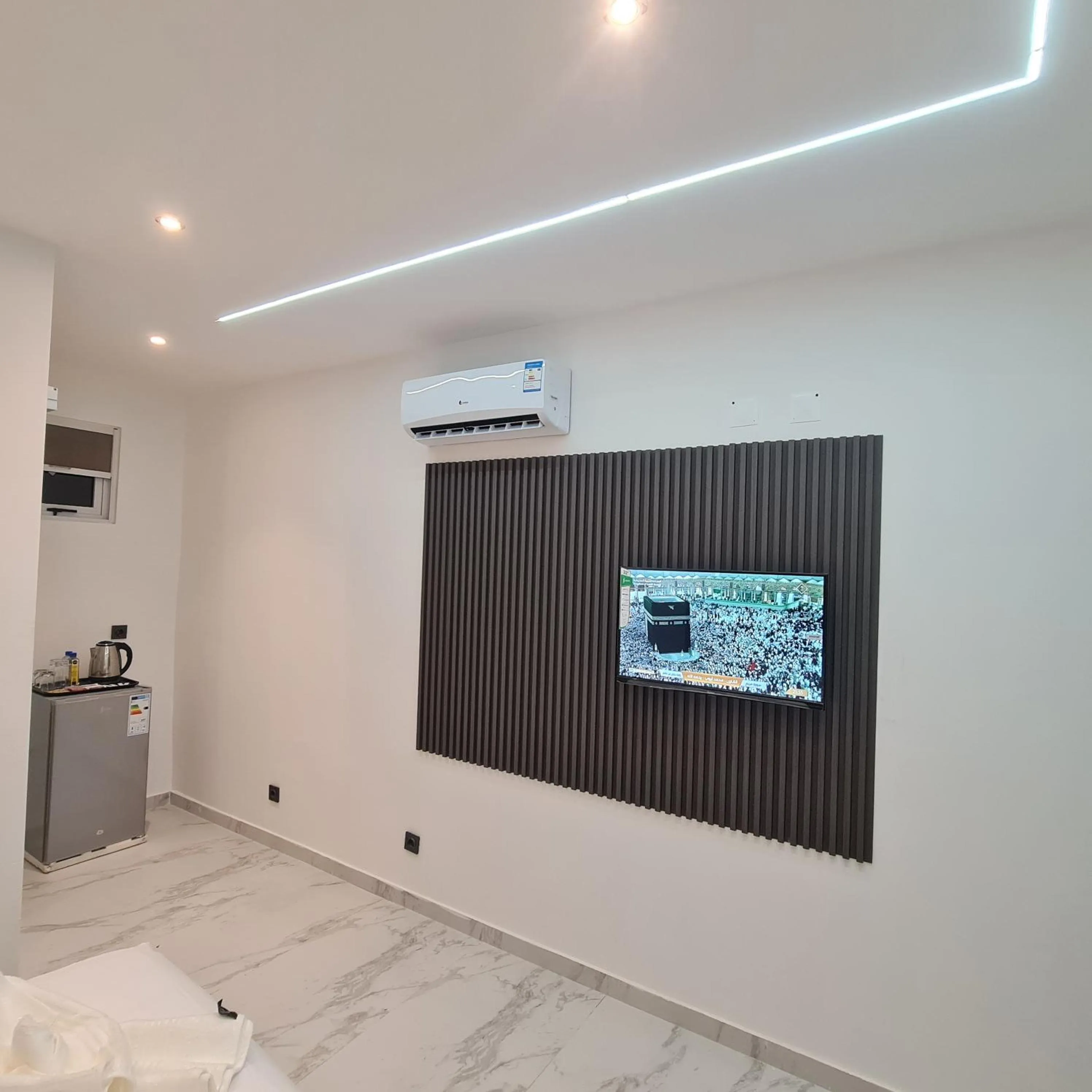 TV and multimedia in White Garden Hotel