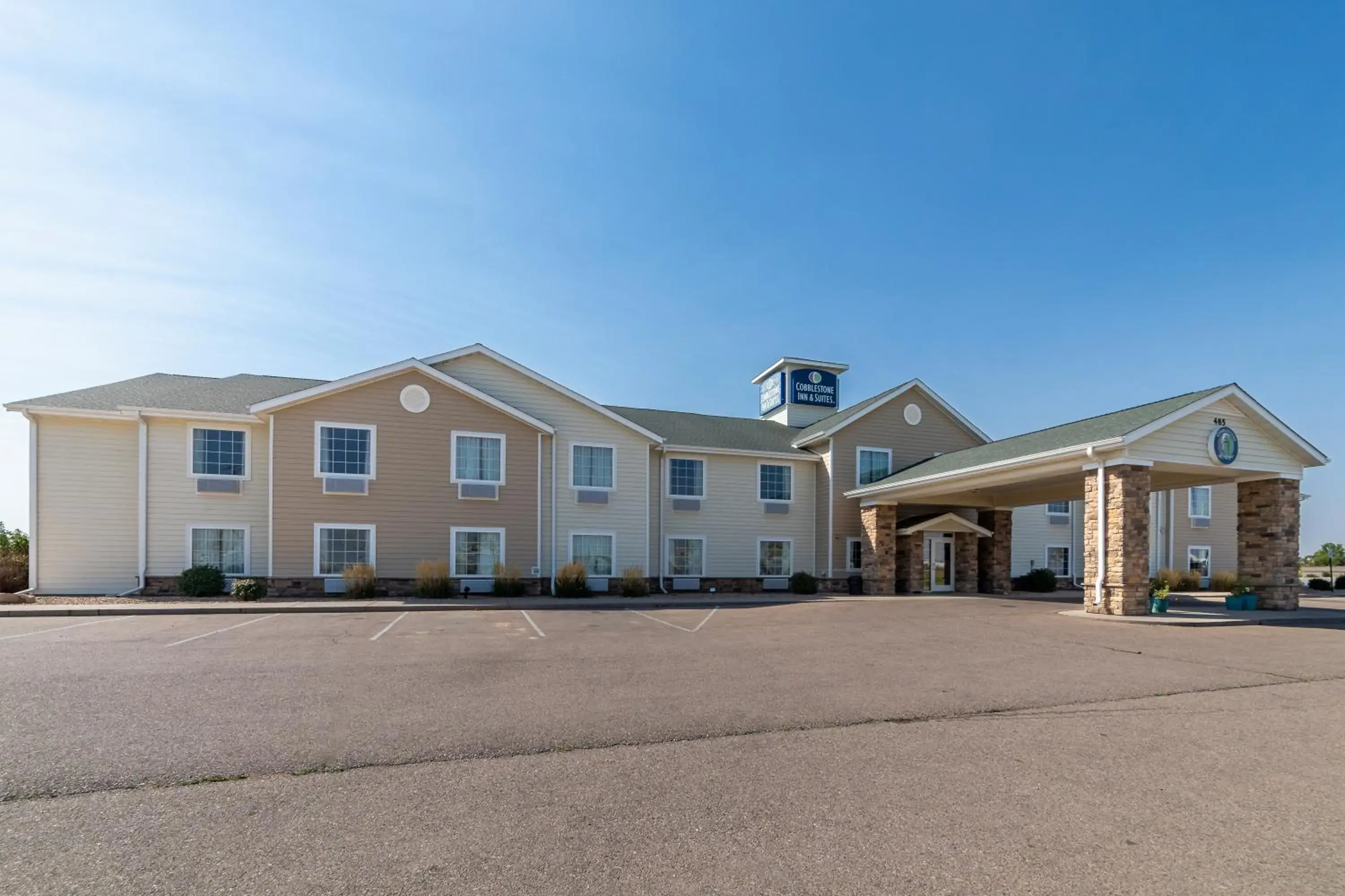 Property building in Cobblestone Inn and Suites - Eaton Property building in Cobblestone Inn and Suites - Eaton