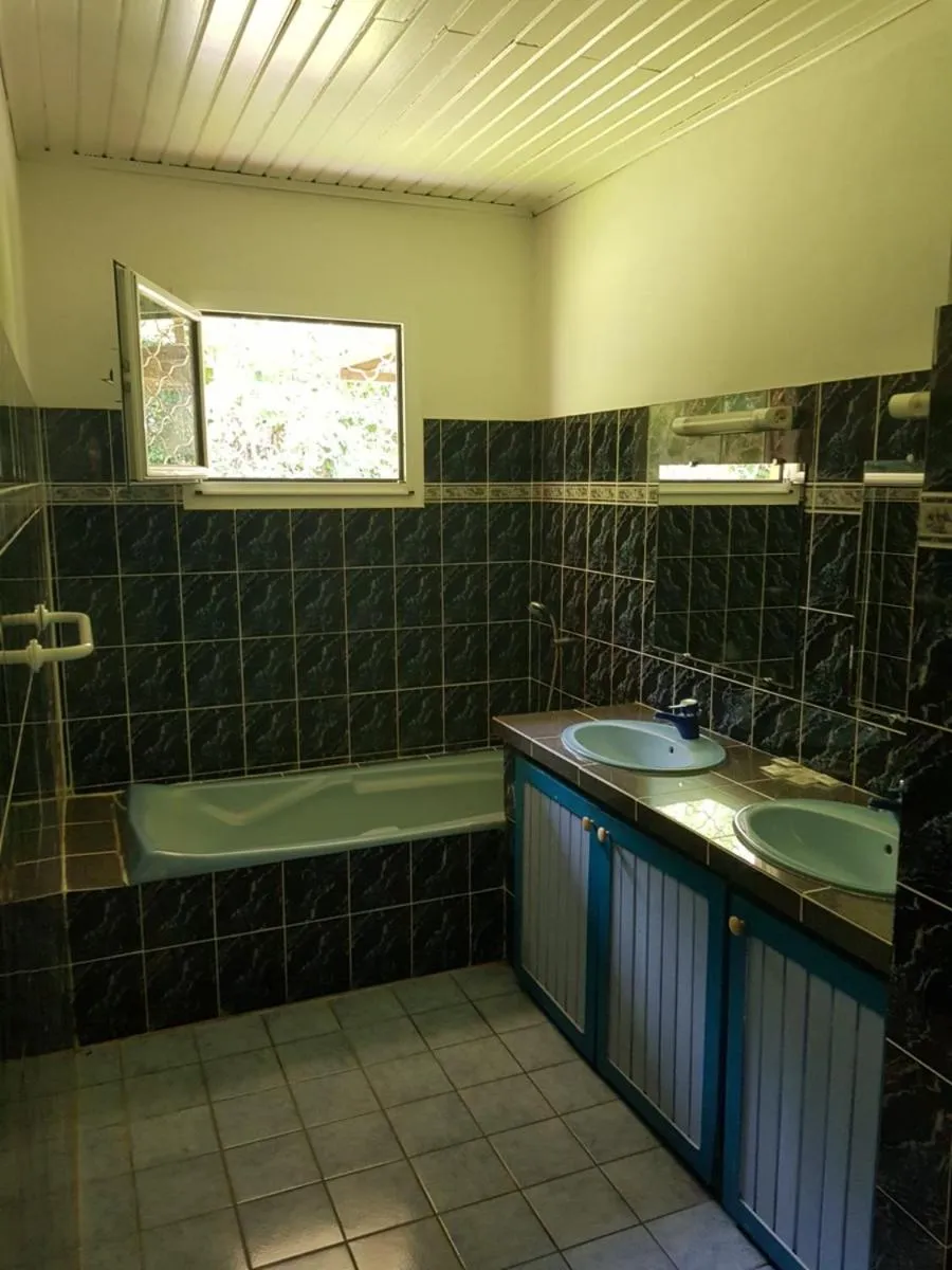 Bathroom in Hotel La Chaumiere