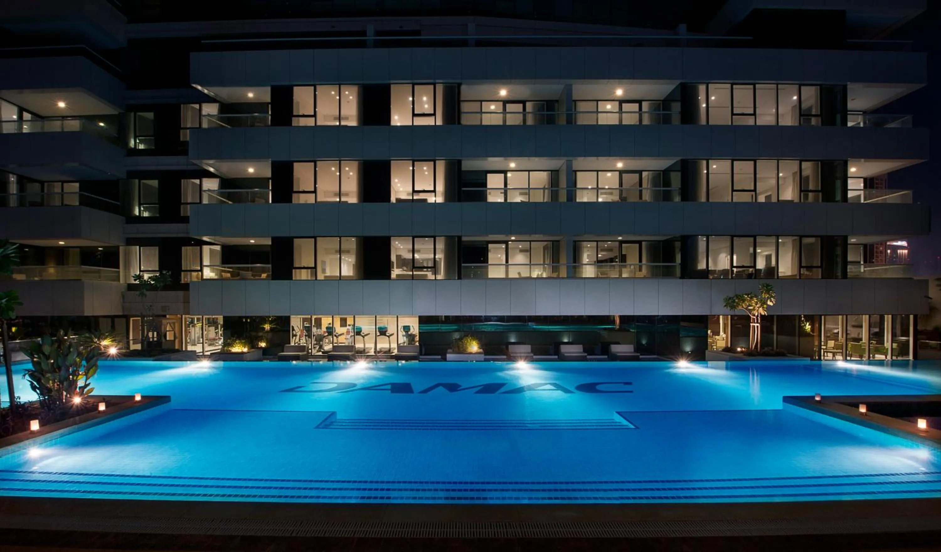 Swimming pool in DAMAC Maison Canal Views
