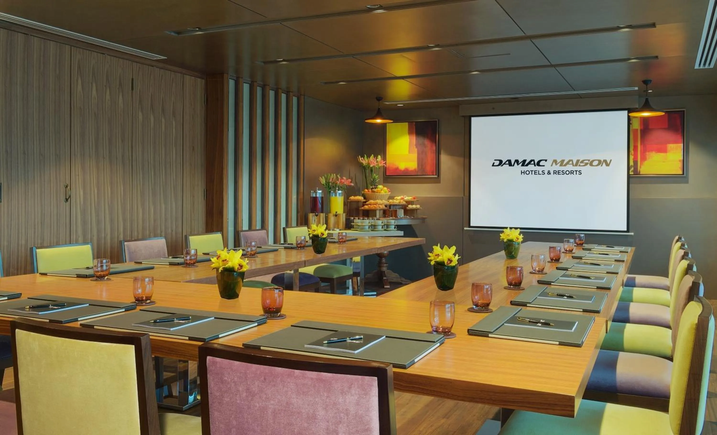 Area and facilities in DAMAC Maison Canal Views