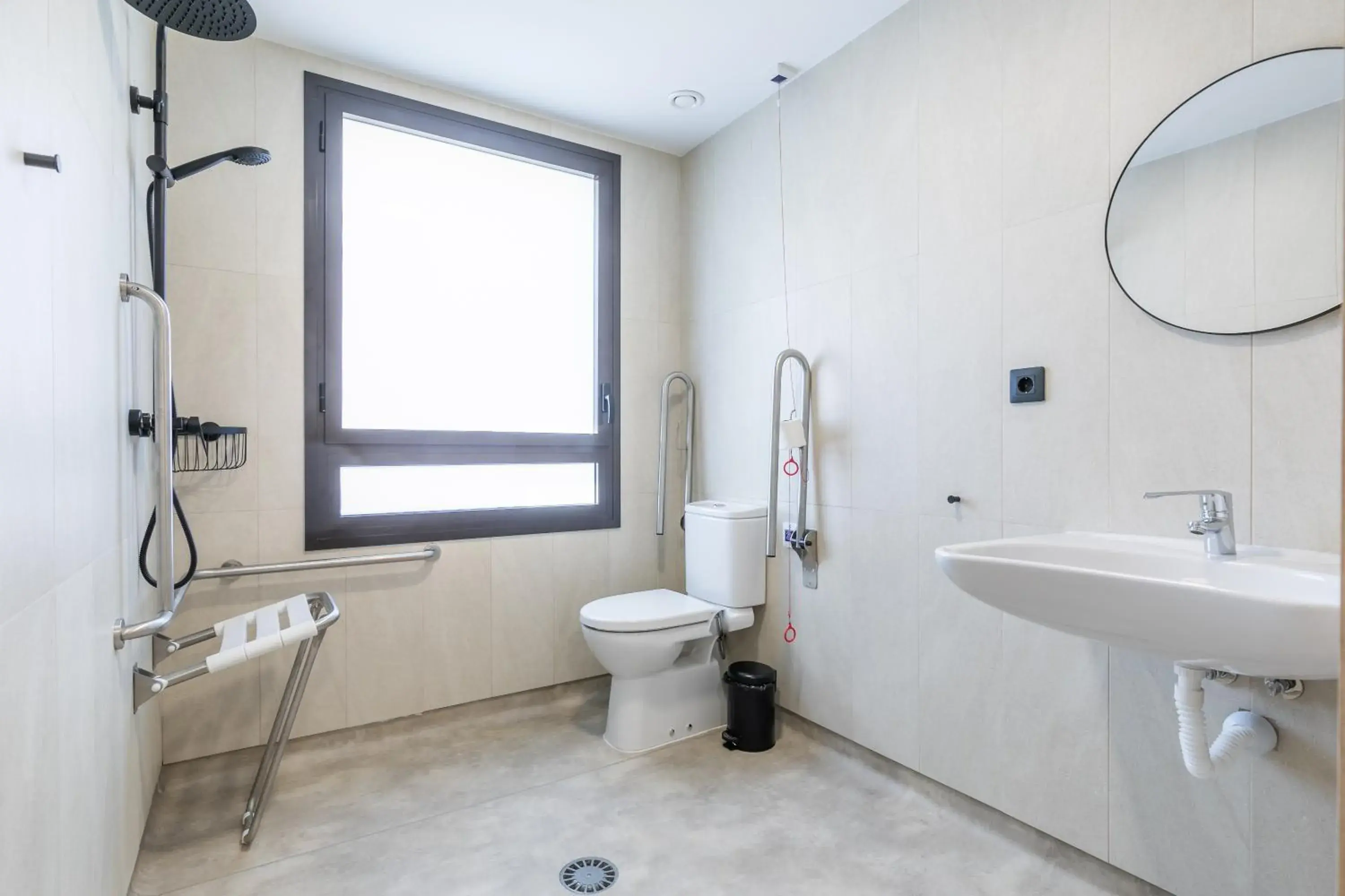 Single Room in Micampus Manuel Tovar 6 Student Residence Single Room in Micampus Manuel Tovar 6 Student Residence