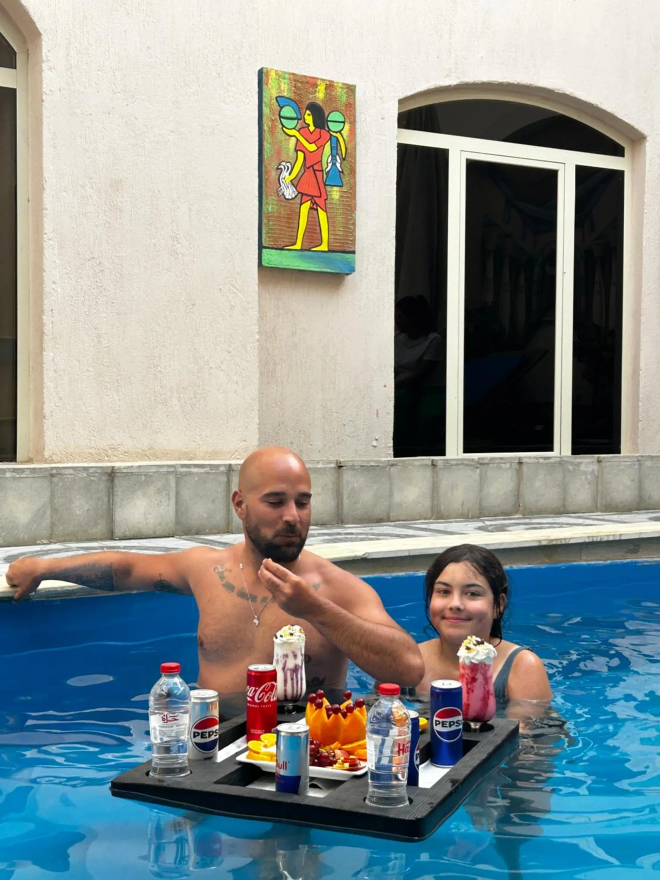 Swimming pool in Nun Pyramids INN