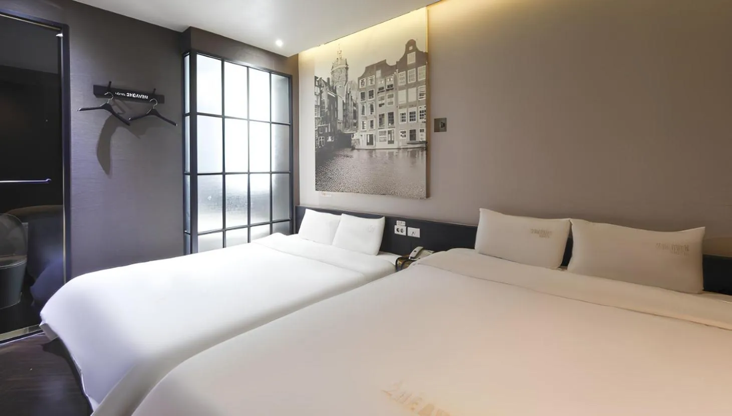 Bed in 2 Heaven Hotel Seomyeon