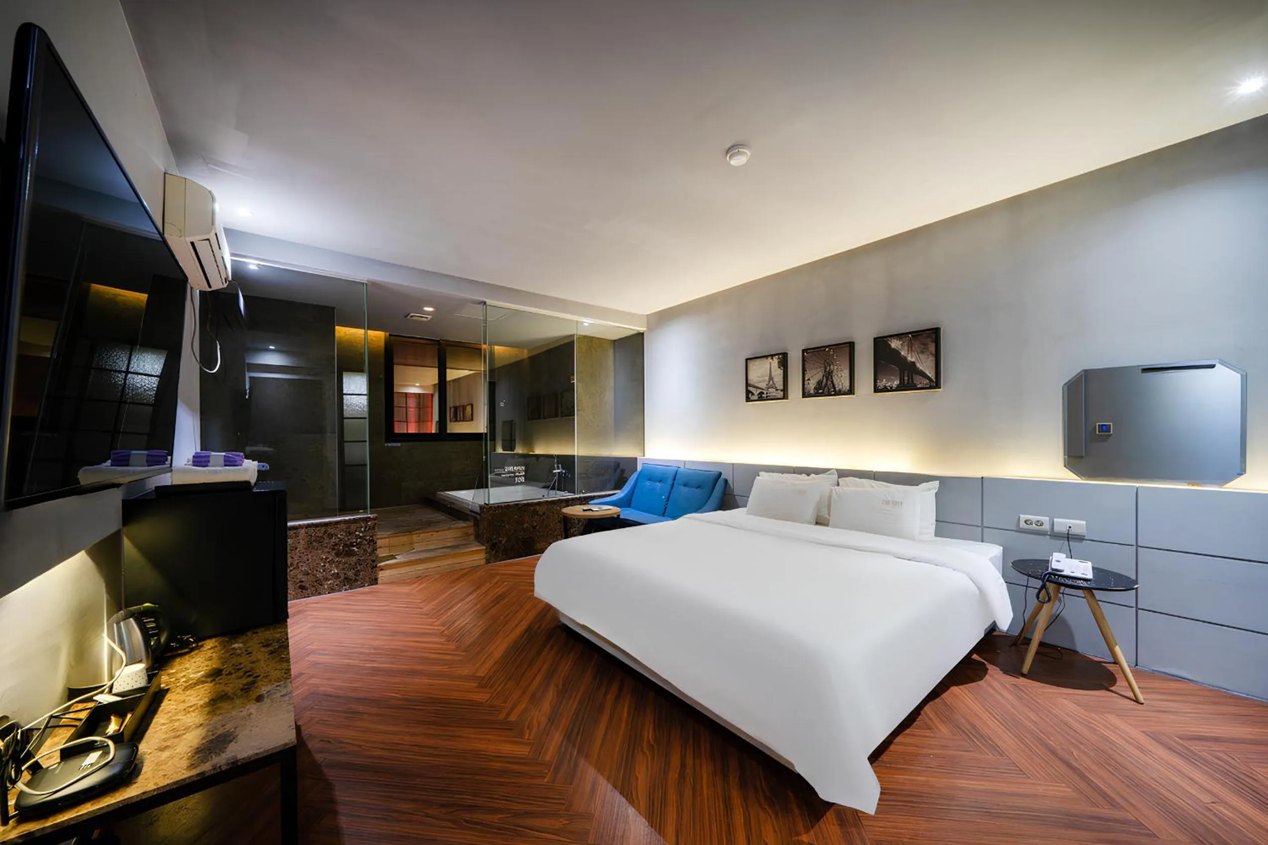 Bed in 2 Heaven Hotel Seomyeon