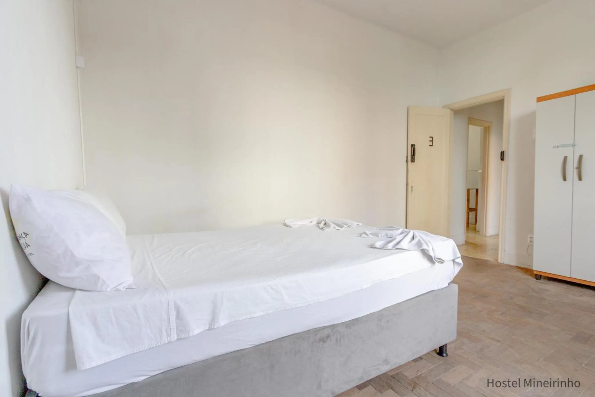 Bedroom, Bed in Hostel Mineirinho