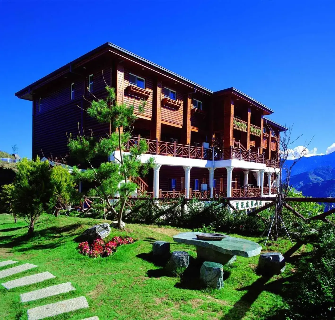 Property building in Liching Garden Villa Property building in Liching Garden Villa