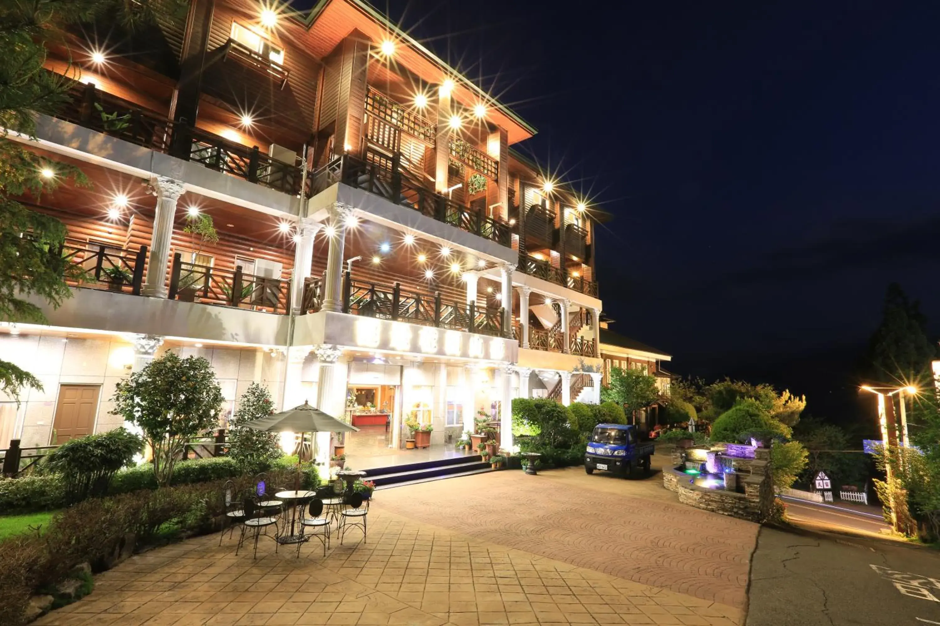Facade/entrance in Liching Garden Villa Facade/entrance in Liching Garden Villa