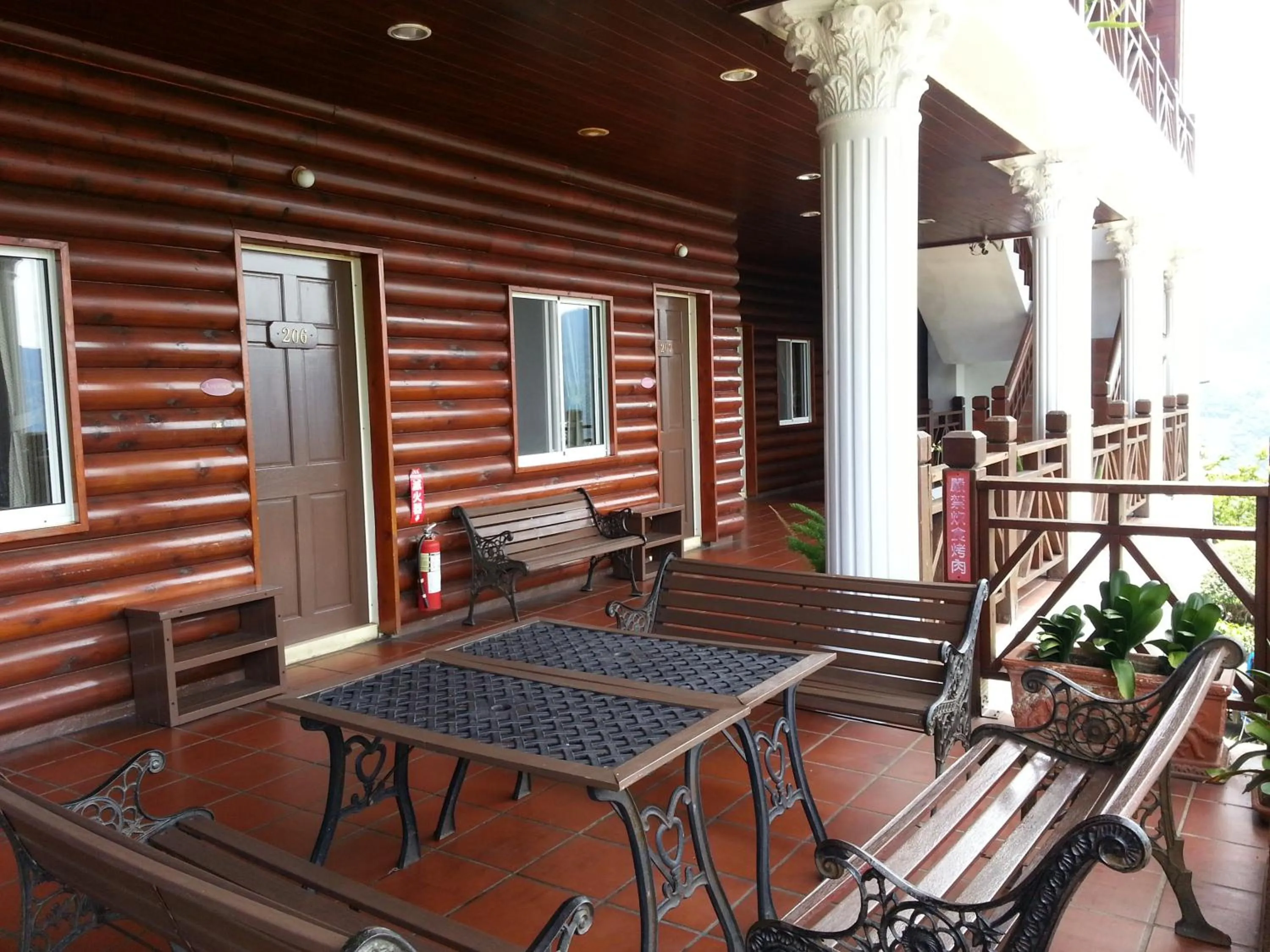 Balcony/Terrace in Liching Garden Villa