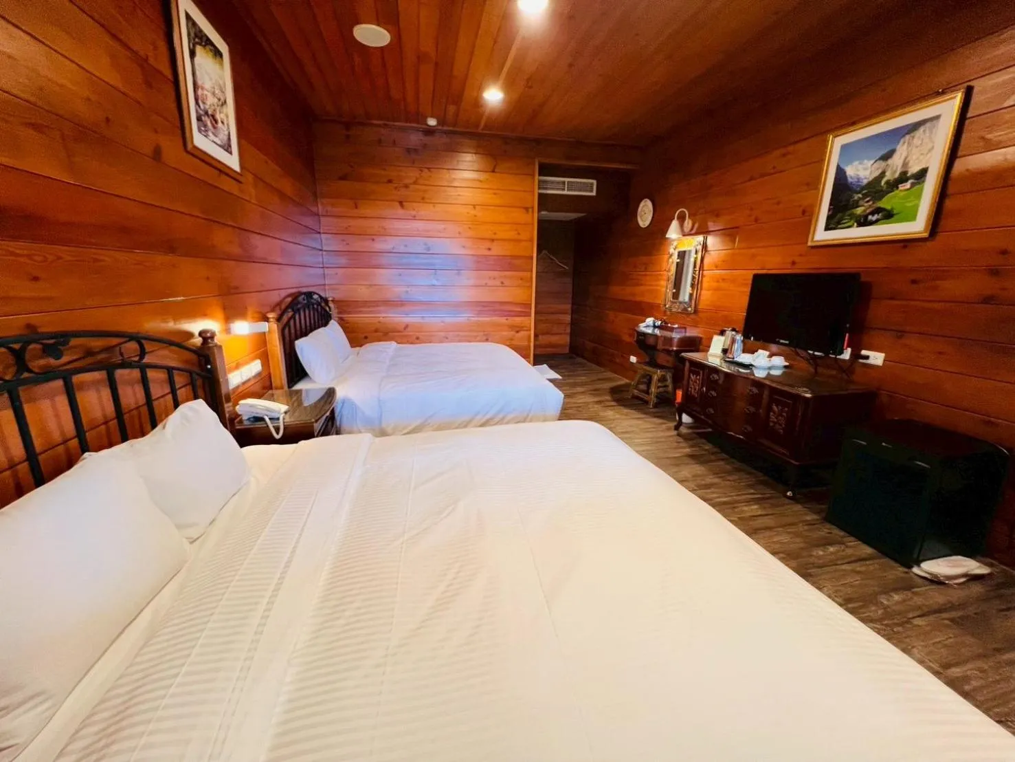 Bed in Liching Garden Villa