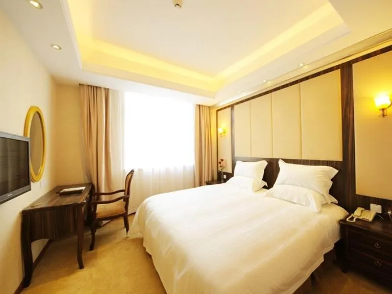 Greentree Inn Shanghai West Huaxia Road Metro Station Express Hotel