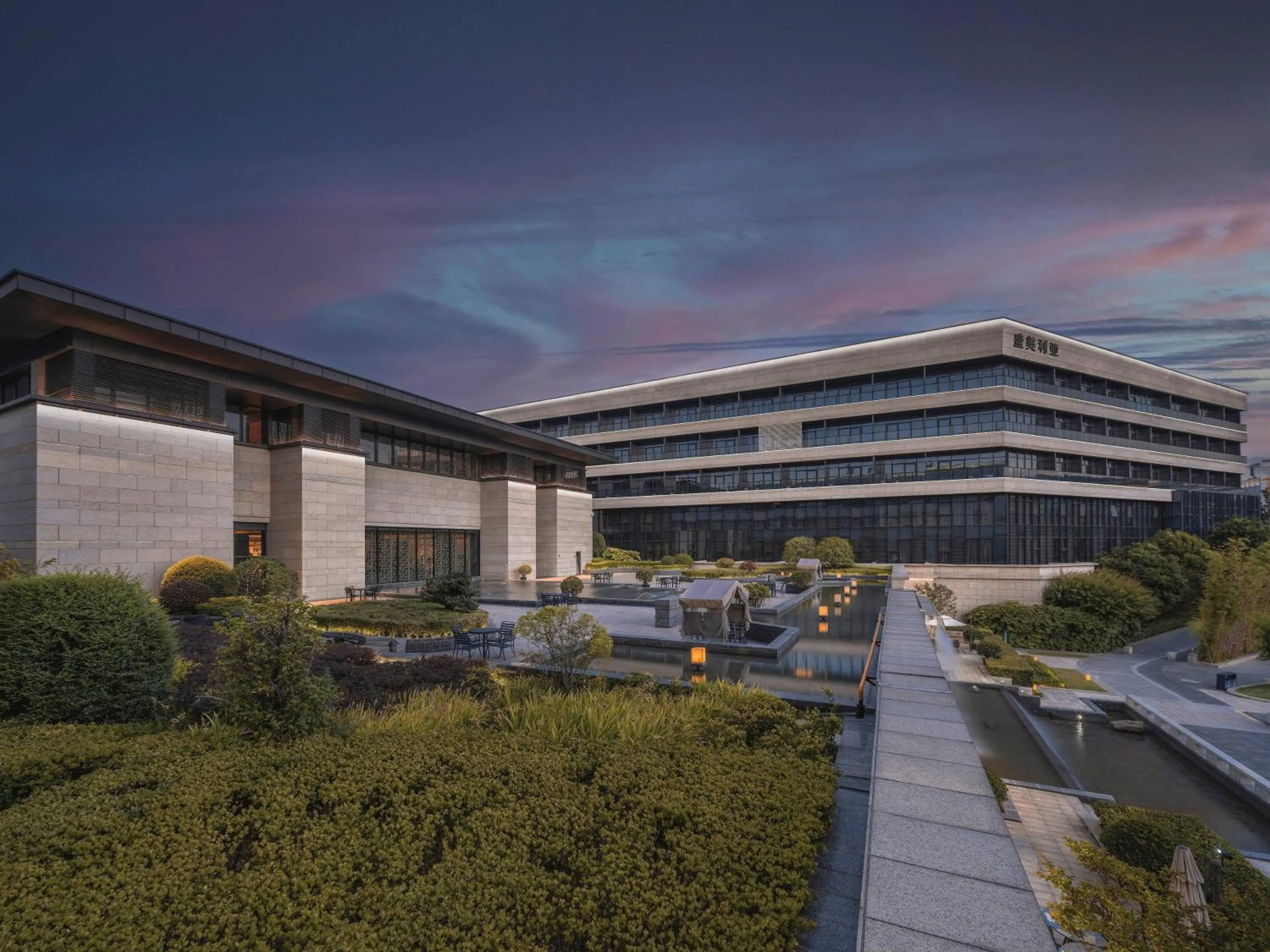 Property building in Gran Meliá Xian