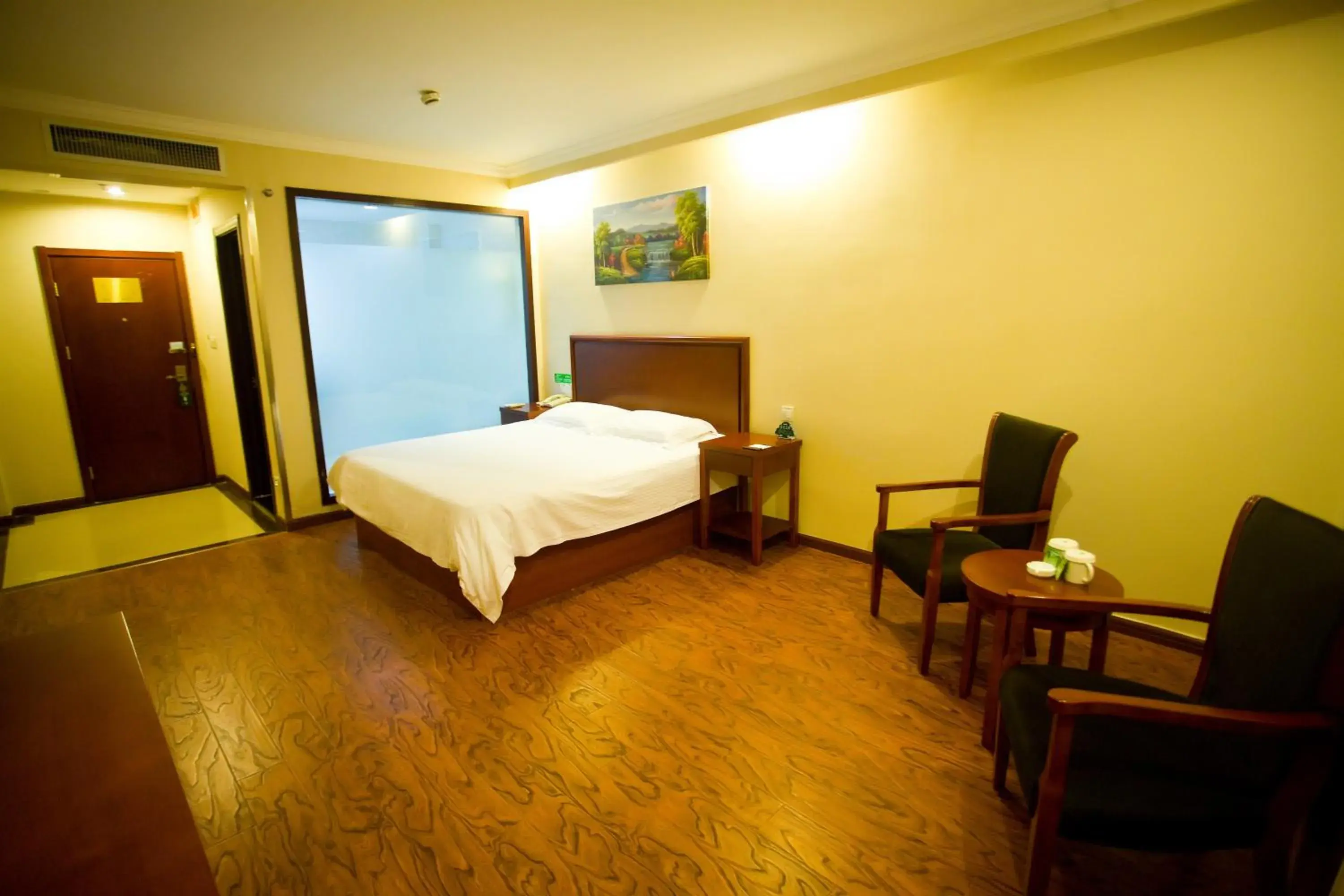 Bedroom, Bed in GreenTree Inn Shanghai Meilan Lake Hutai Road Express Hotel Bedroom, Bed in GreenTree Inn Shanghai Meilan Lake Hutai Road Express Hotel