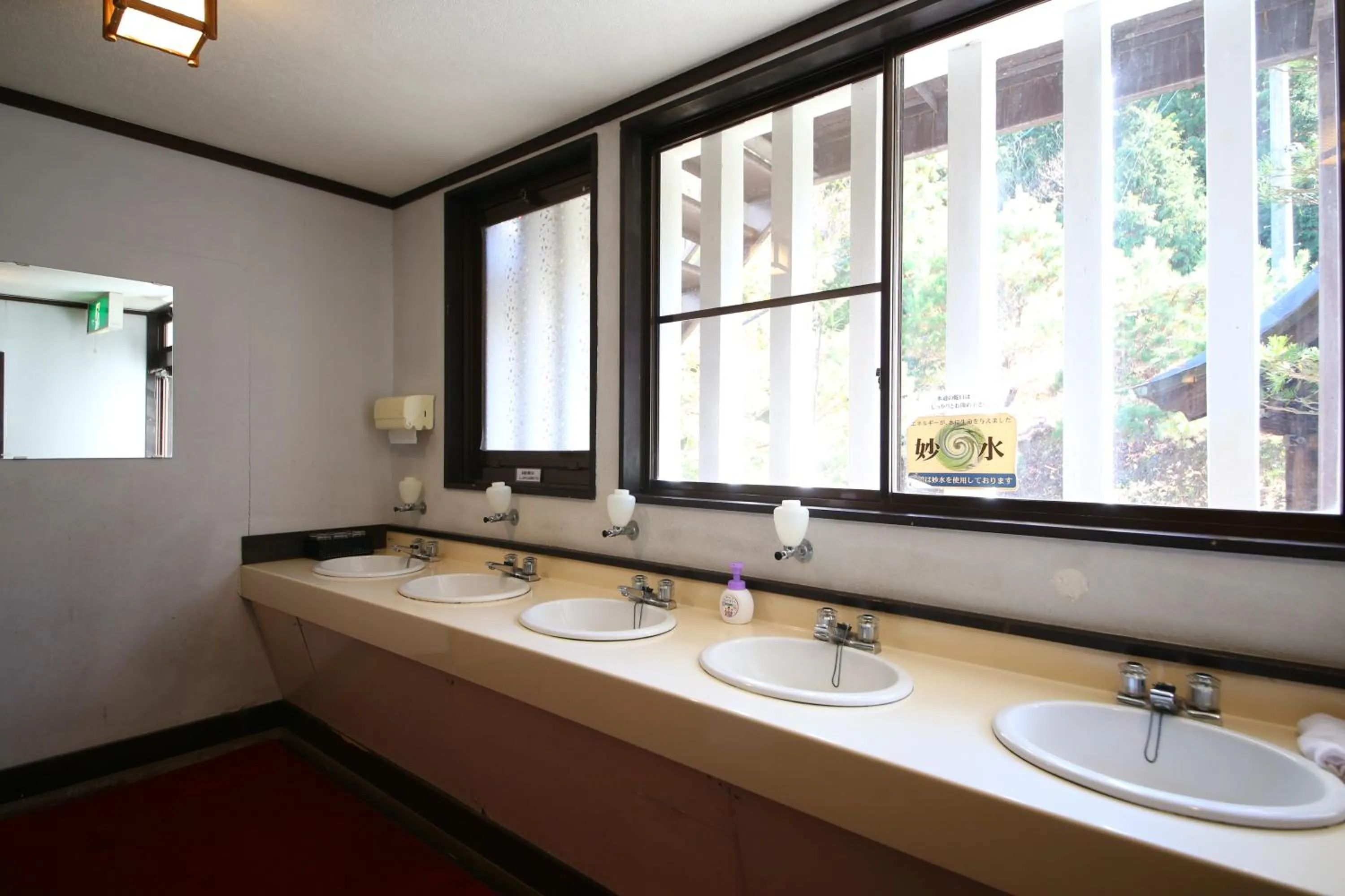 Area and facilities in Iwamura Sanso