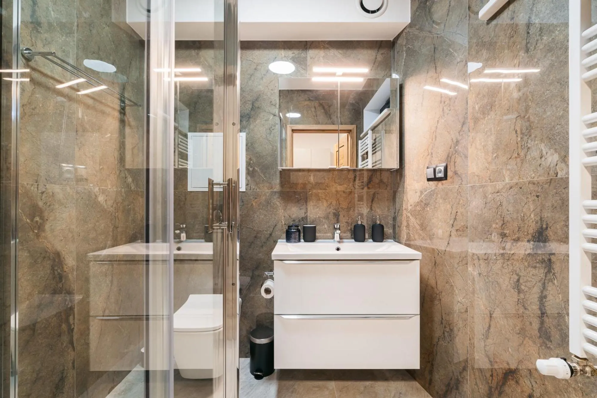 Shower in ORSO Rooms & Apartments - LoftAffair Collection