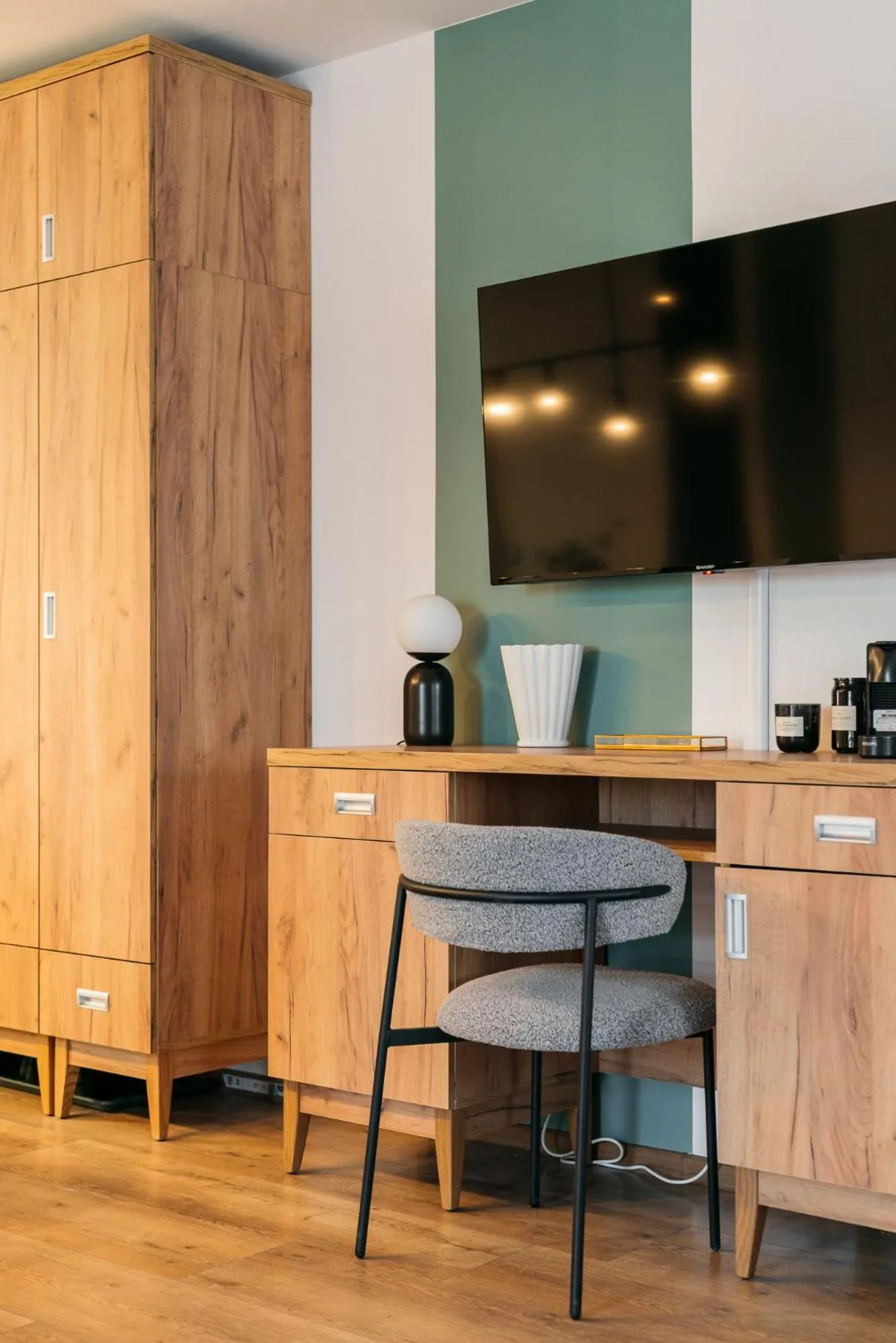 TV and multimedia in ORSO Rooms & Apartments - LoftAffair Collection