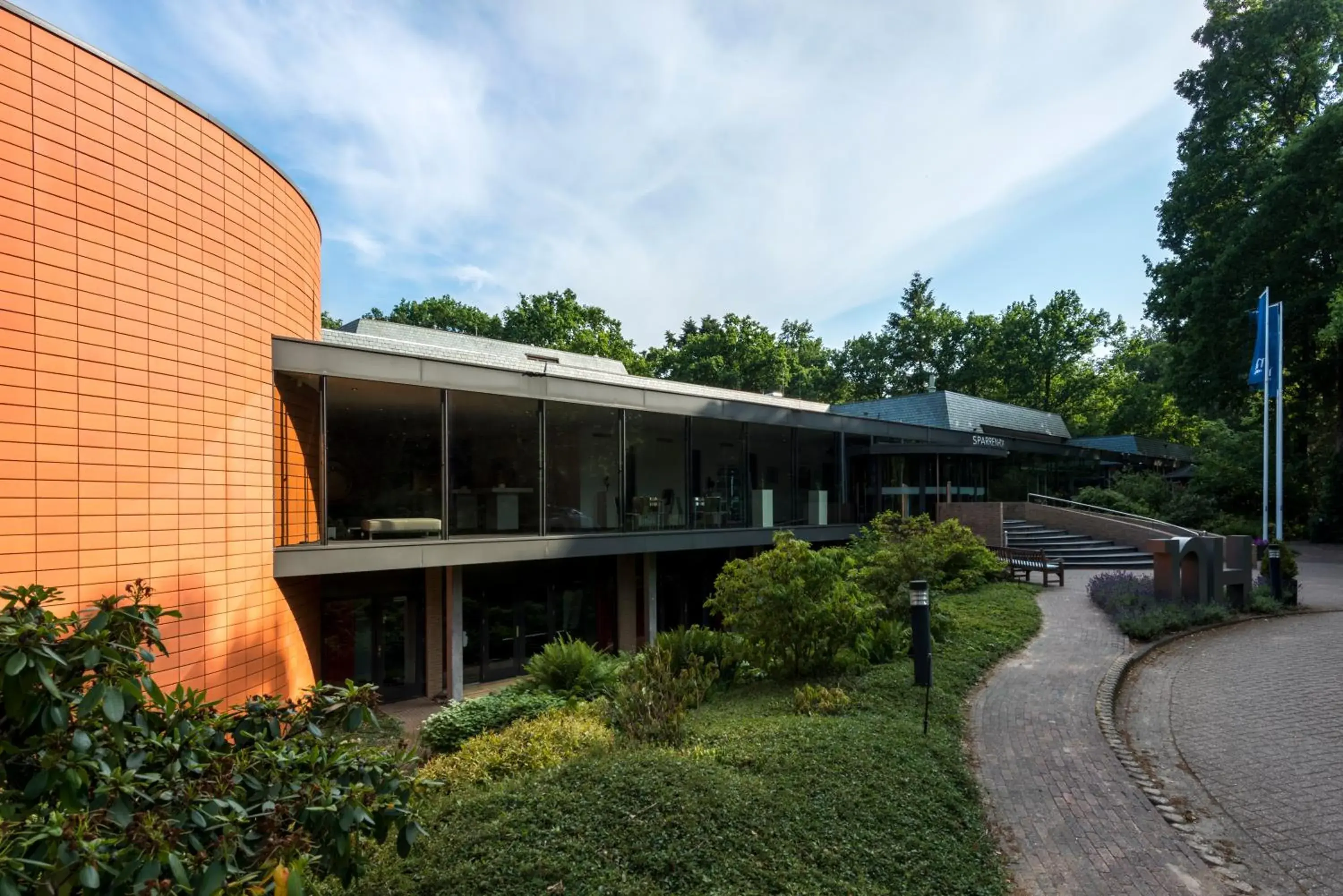 Property building in Fletcher Hotel-Restaurant Sparrenhorst-Veluwe Property building in Fletcher Hotel-Restaurant Sparrenhorst-Veluwe