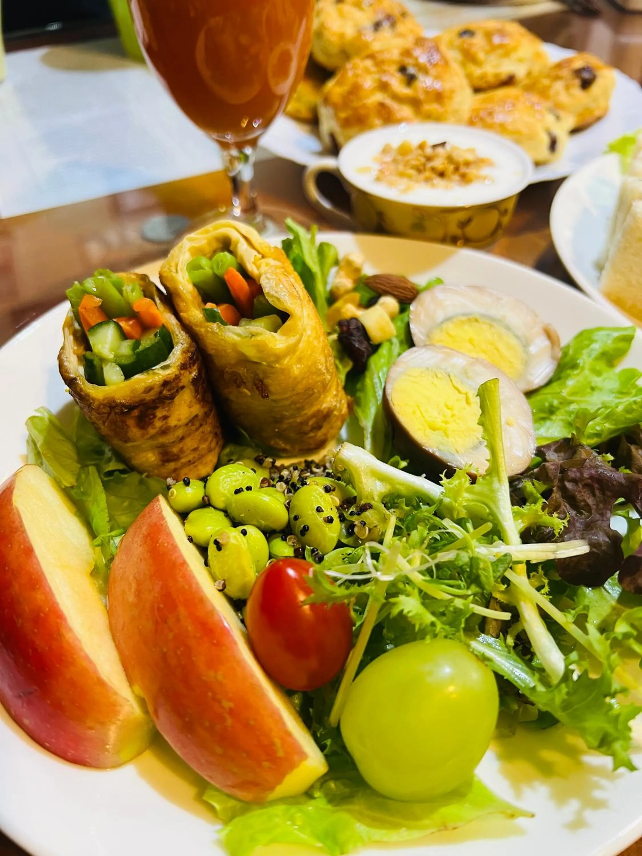 Food and drinks in Shanghai Time