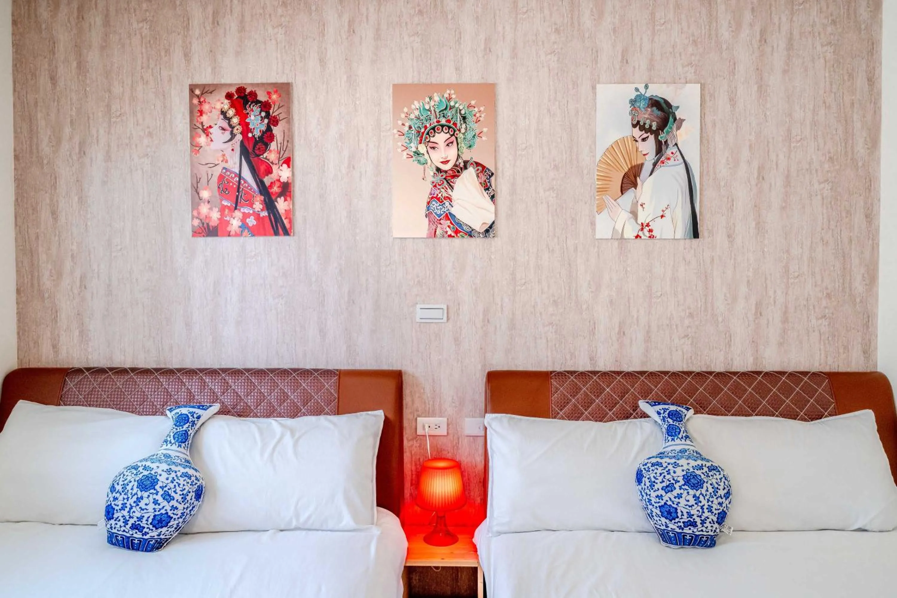 Bed in Shanghai Time
